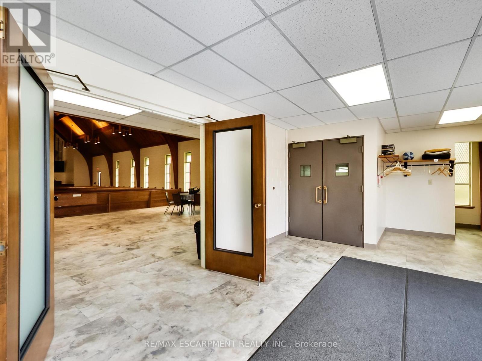 Full - 1225 Dundas Street, Burlington, Ontario  L7P 0S9 - Photo 8 - W13213822