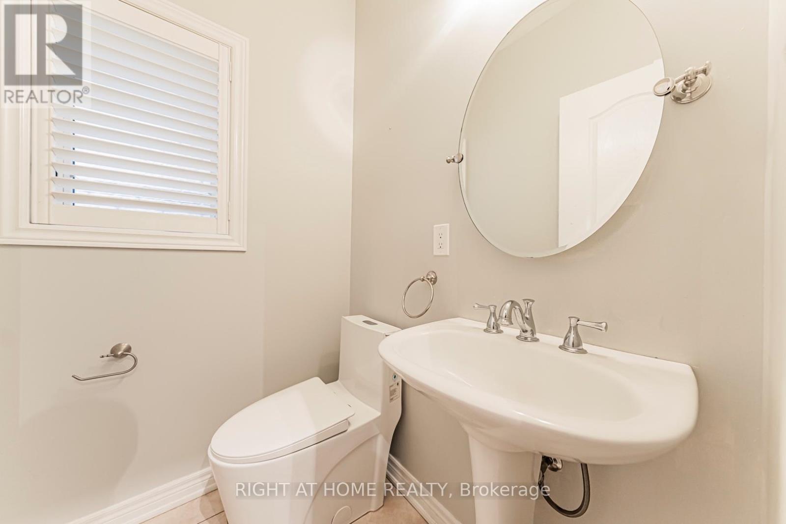 2409 Presquile Drive, Oakville, Ontario  L6H 0A7 - Photo 14 - W13213828