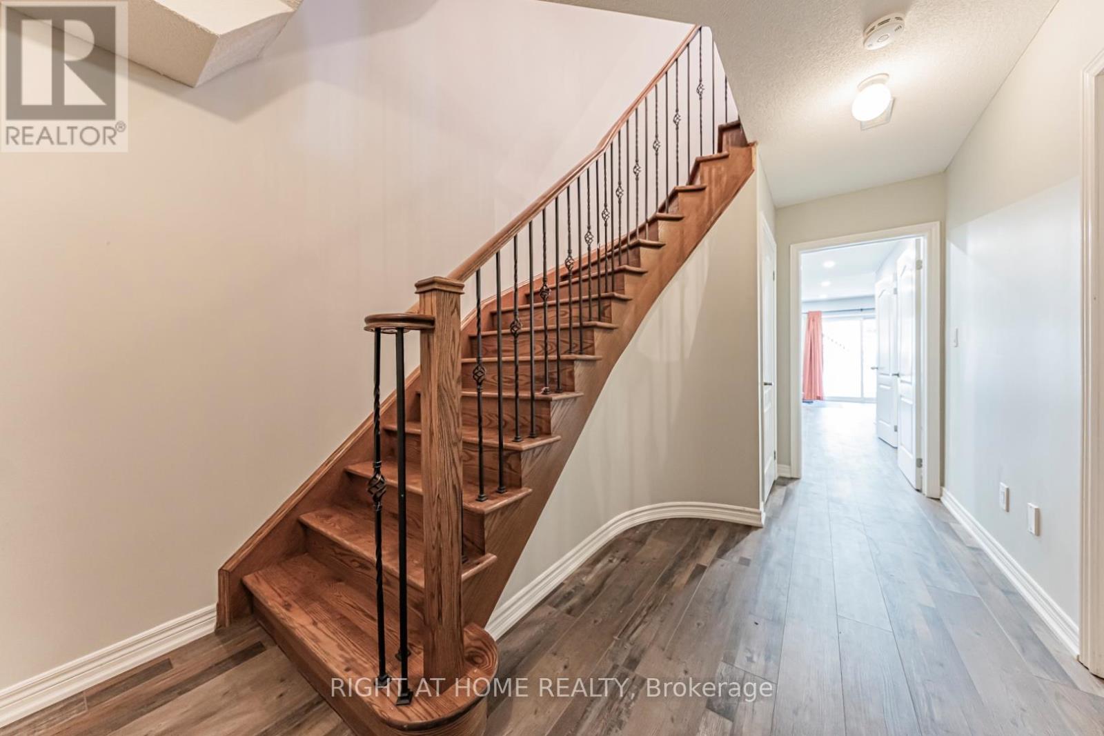 2409 Presquile Drive, Oakville, Ontario  L6H 0A7 - Photo 24 - W13213828