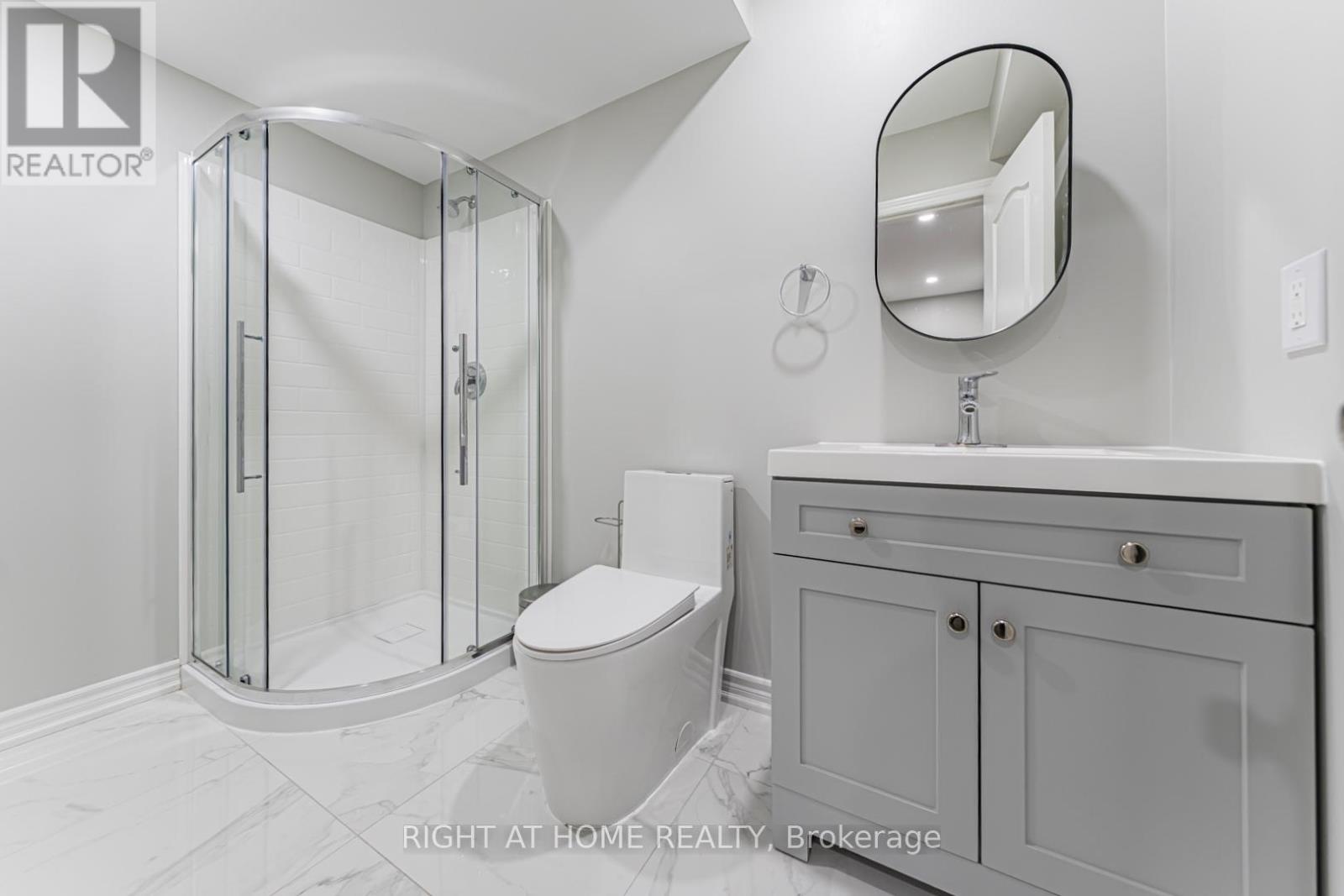 2409 Presquile Drive, Oakville, Ontario  L6H 0A7 - Photo 27 - W13213828