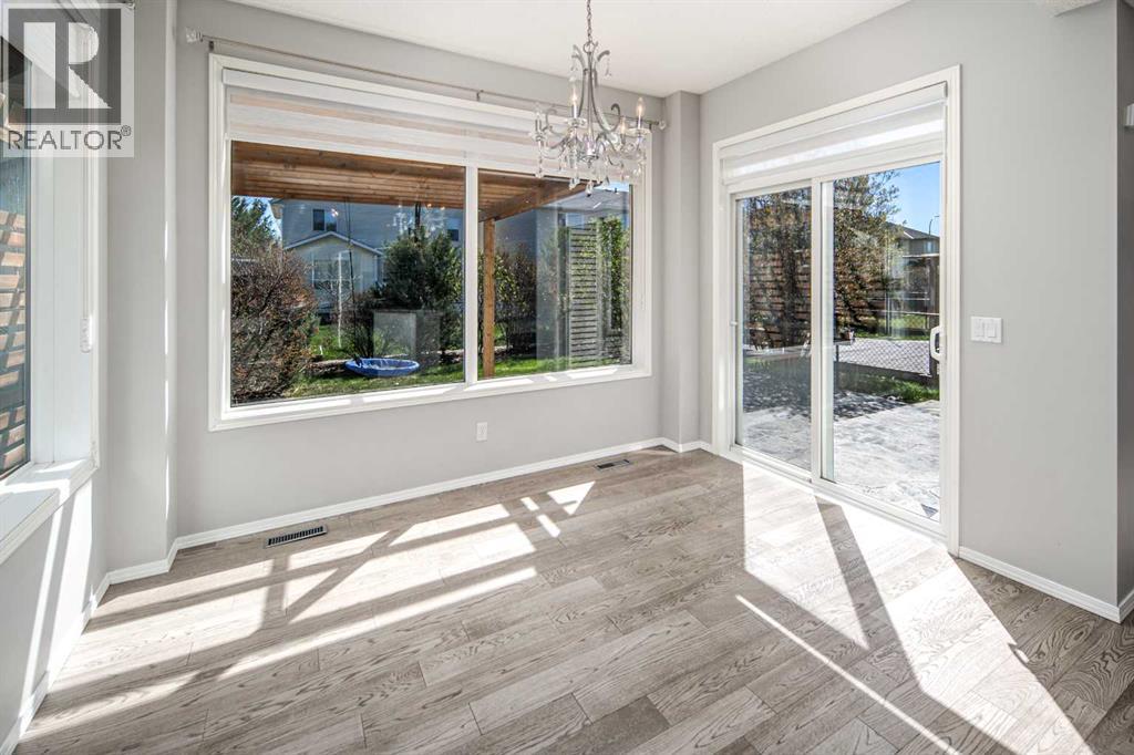 32 Cougarstone Square Sw, Calgary, Alberta  T3H 5J4 - Photo 15 - A2301938