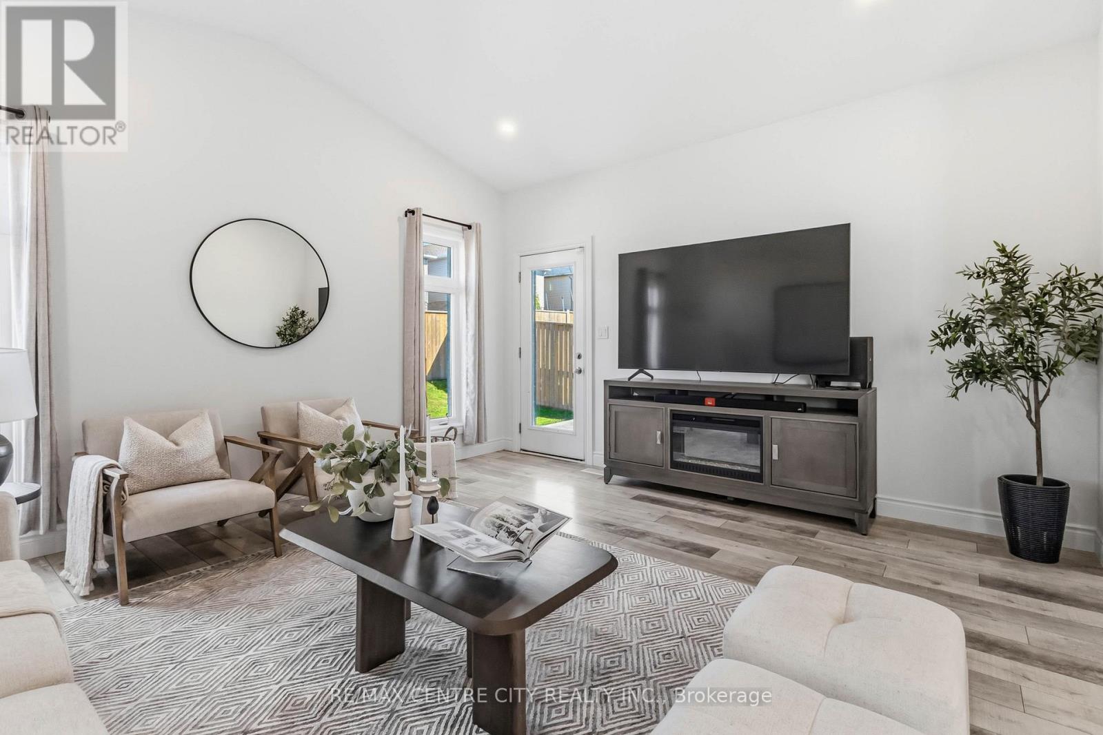 2344 Constance Avenue, London South, Ontario  N6M 0G5 - Photo 8 - X13214004