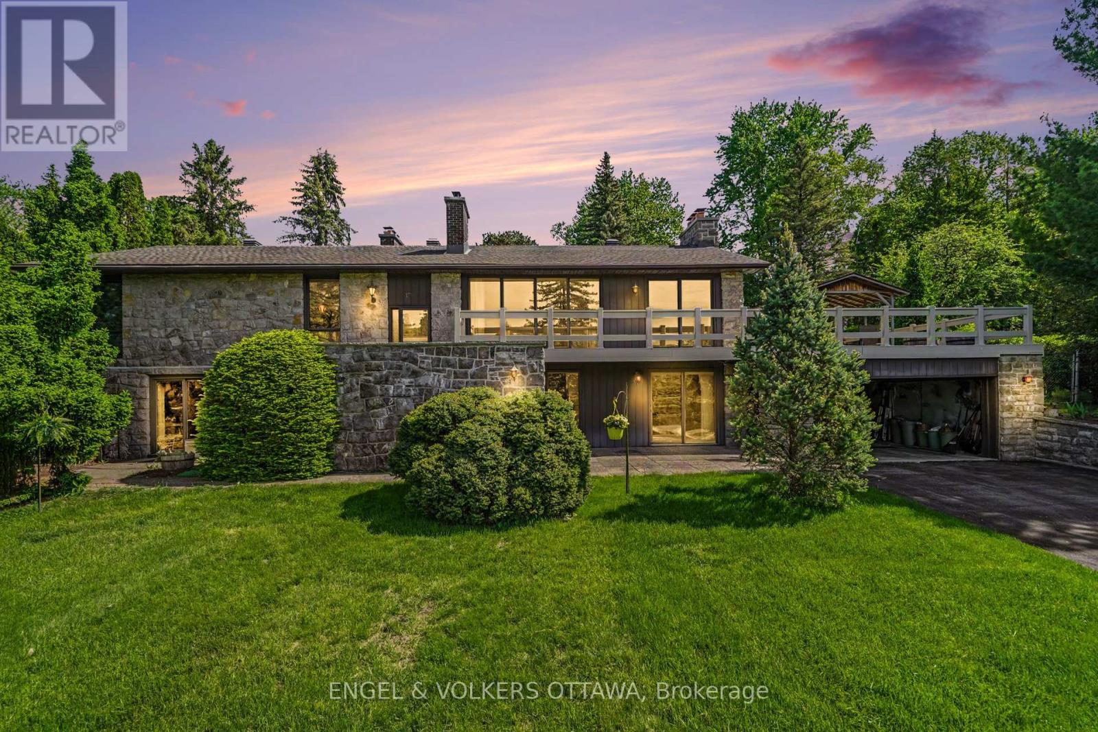 17 Goodwood Drive, Ottawa, Ontario  K2J 3Z8 - Photo 3 - X13213968