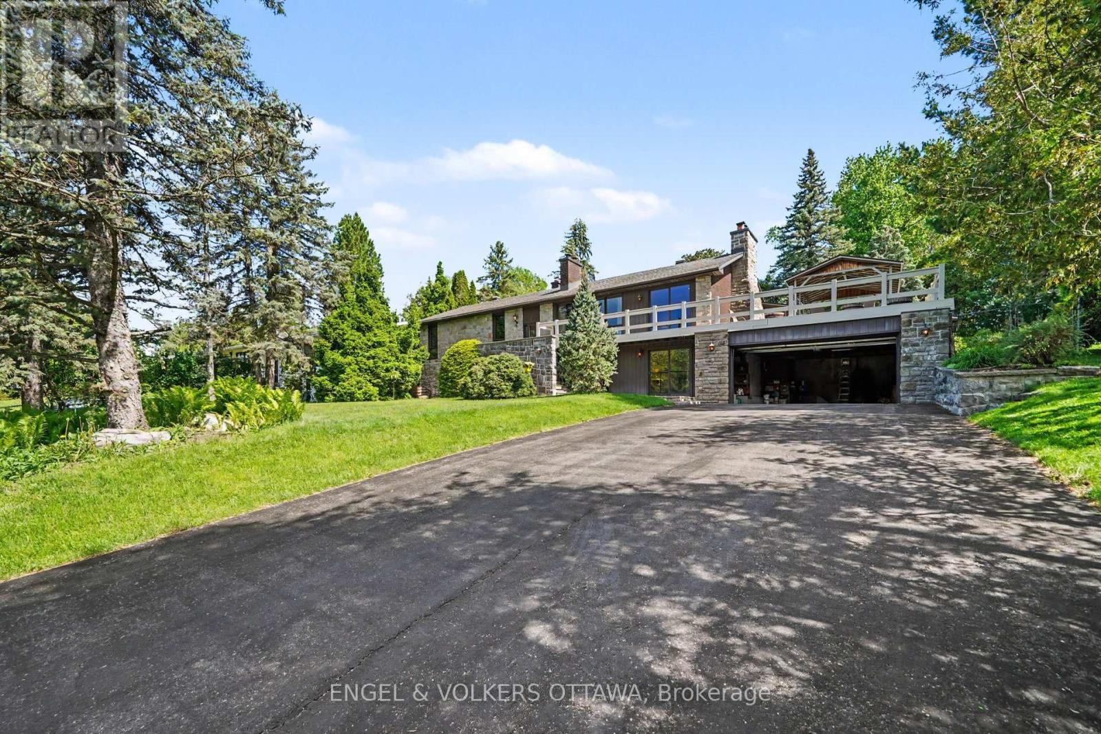 17 Goodwood Drive, Ottawa, Ontario  K2J 3Z8 - Photo 4 - X13213968