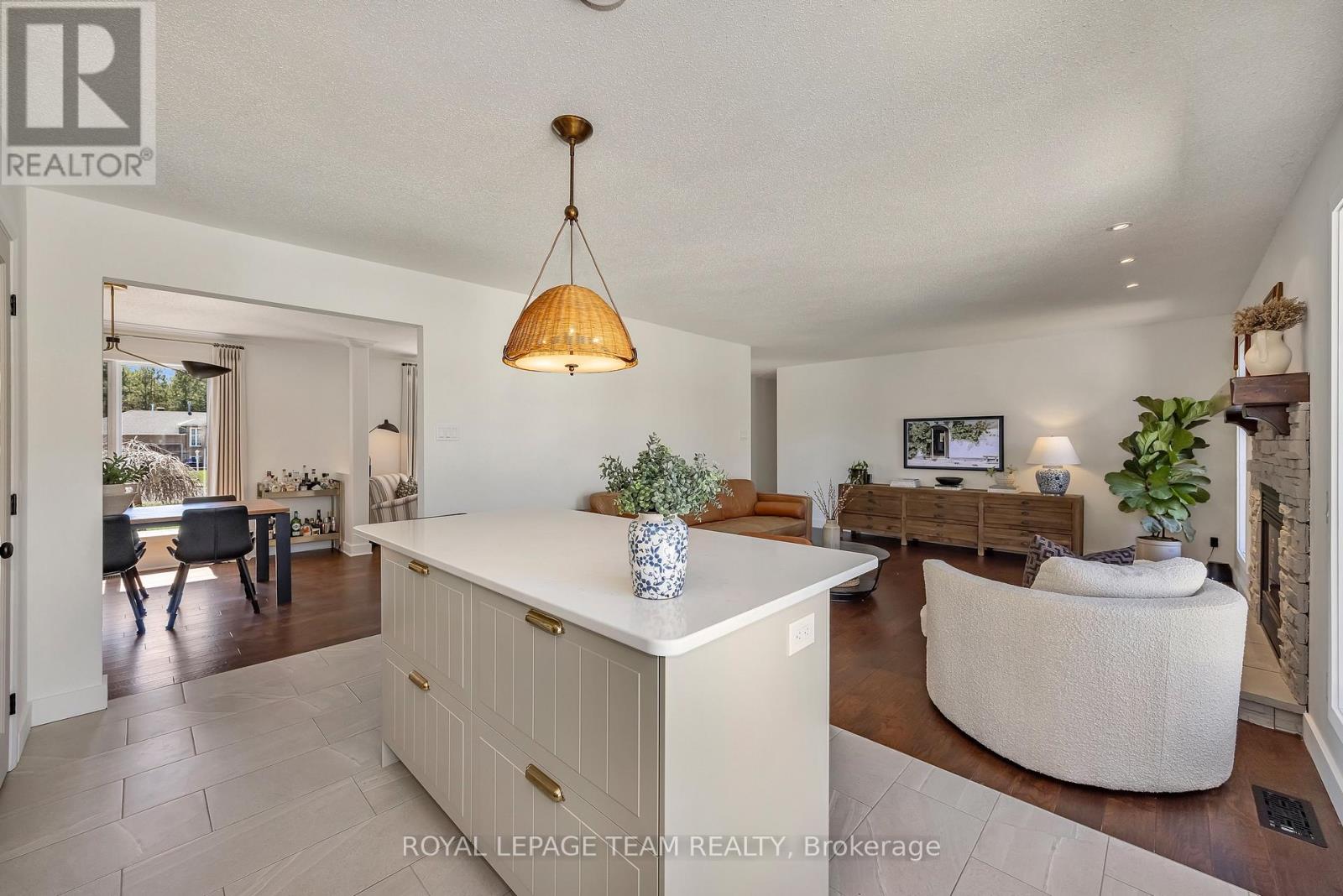 6567 Courtland Grove Crescent, Ottawa, Ontario K4P 1G5 - Photo 14 - X13213972