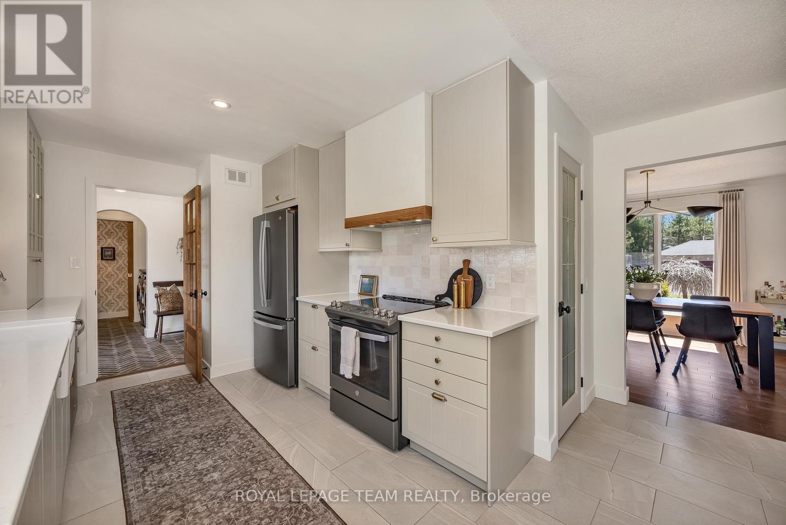 6567 Courtland Grove Crescent, Ottawa, Ontario K4P 1G5 - Photo 16 - X13213972