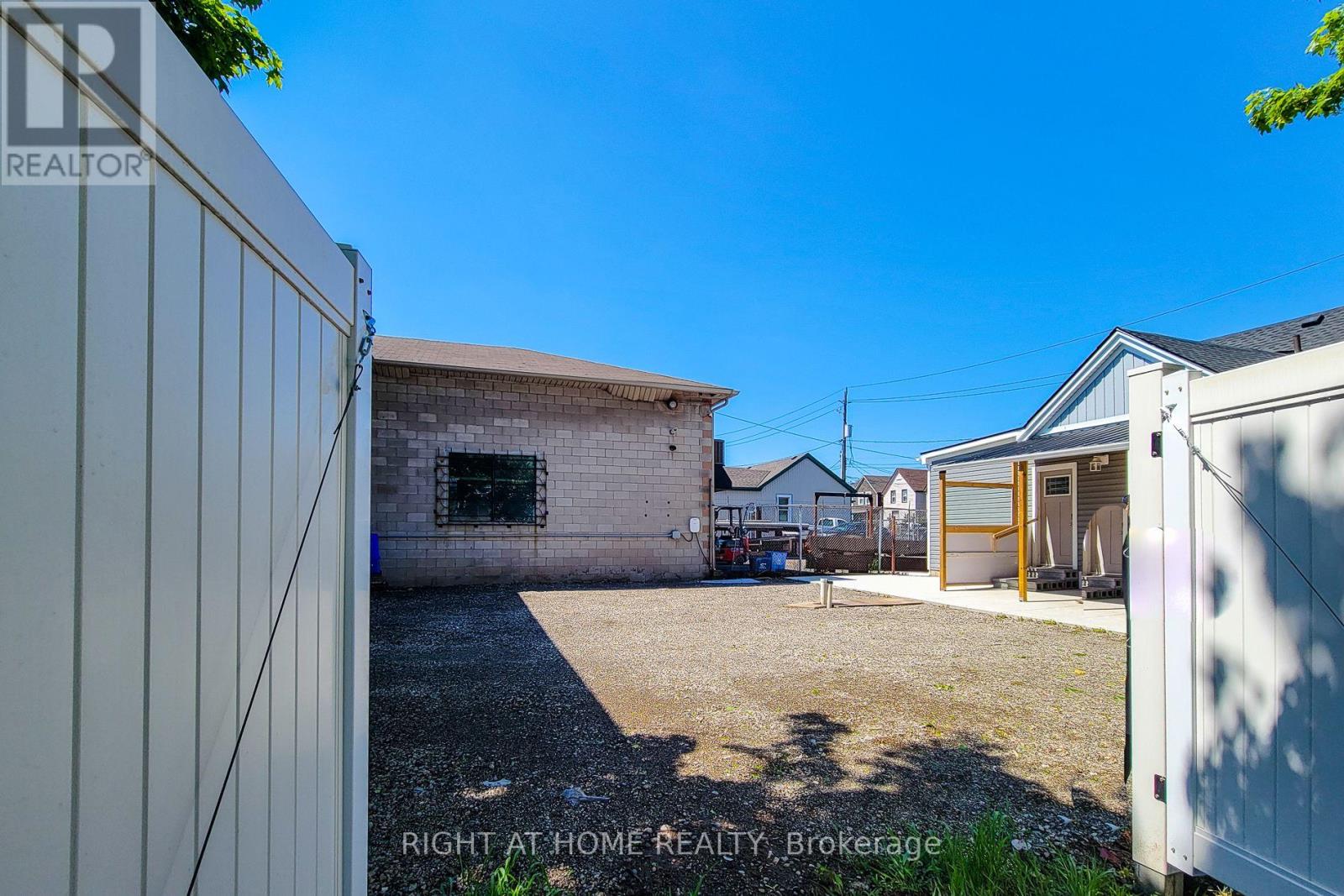 78 Hillyard Street, Hamilton, Ontario  L8L 6B4 - Photo 43 - X13213692