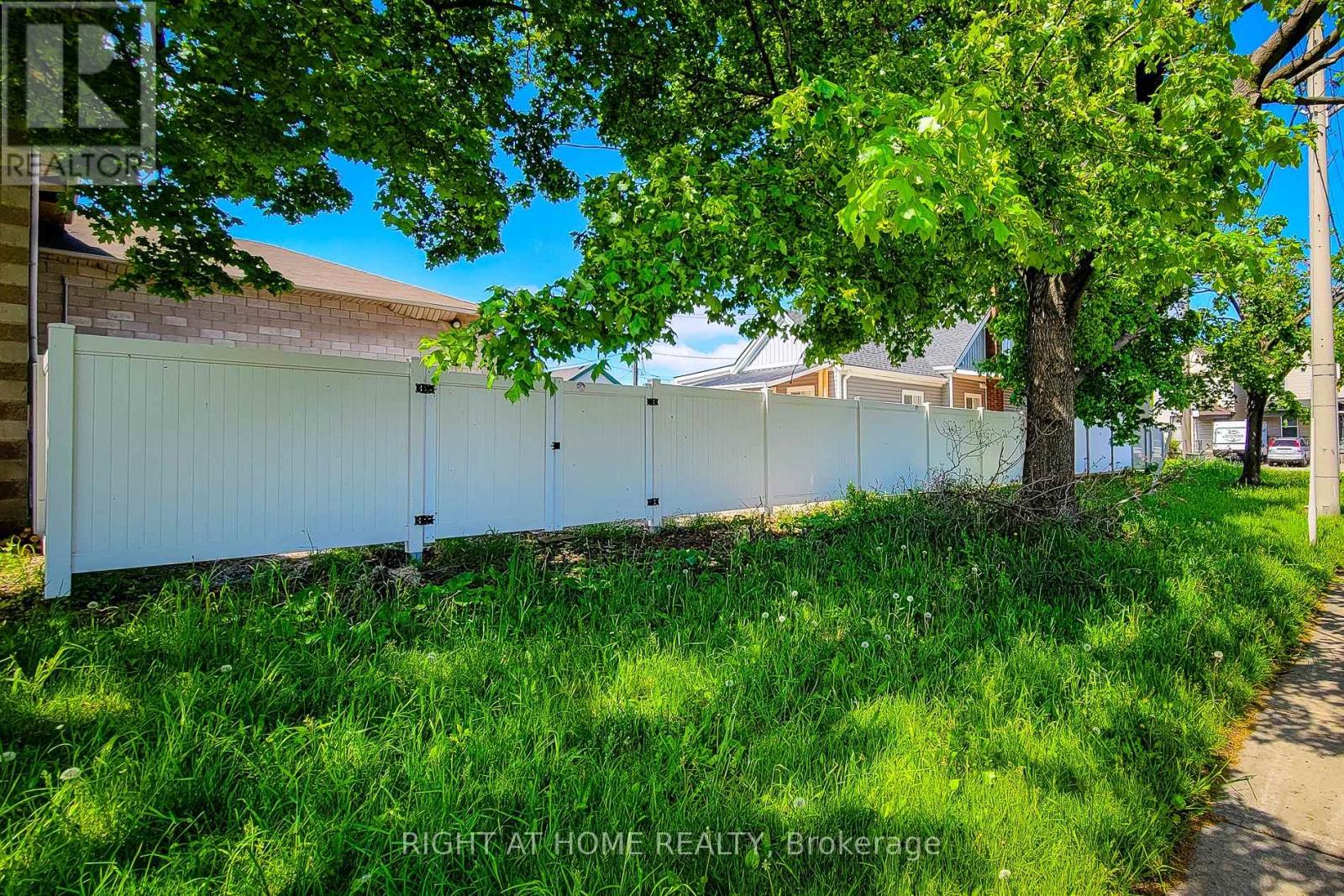 78 Hillyard Street, Hamilton, Ontario  L8L 6B4 - Photo 44 - X13213692