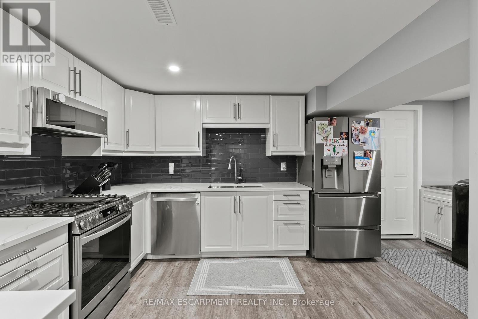 104 Fiona Crescent, Hamilton, Ontario  L9C 6P4 - Photo 27 - X13213750
