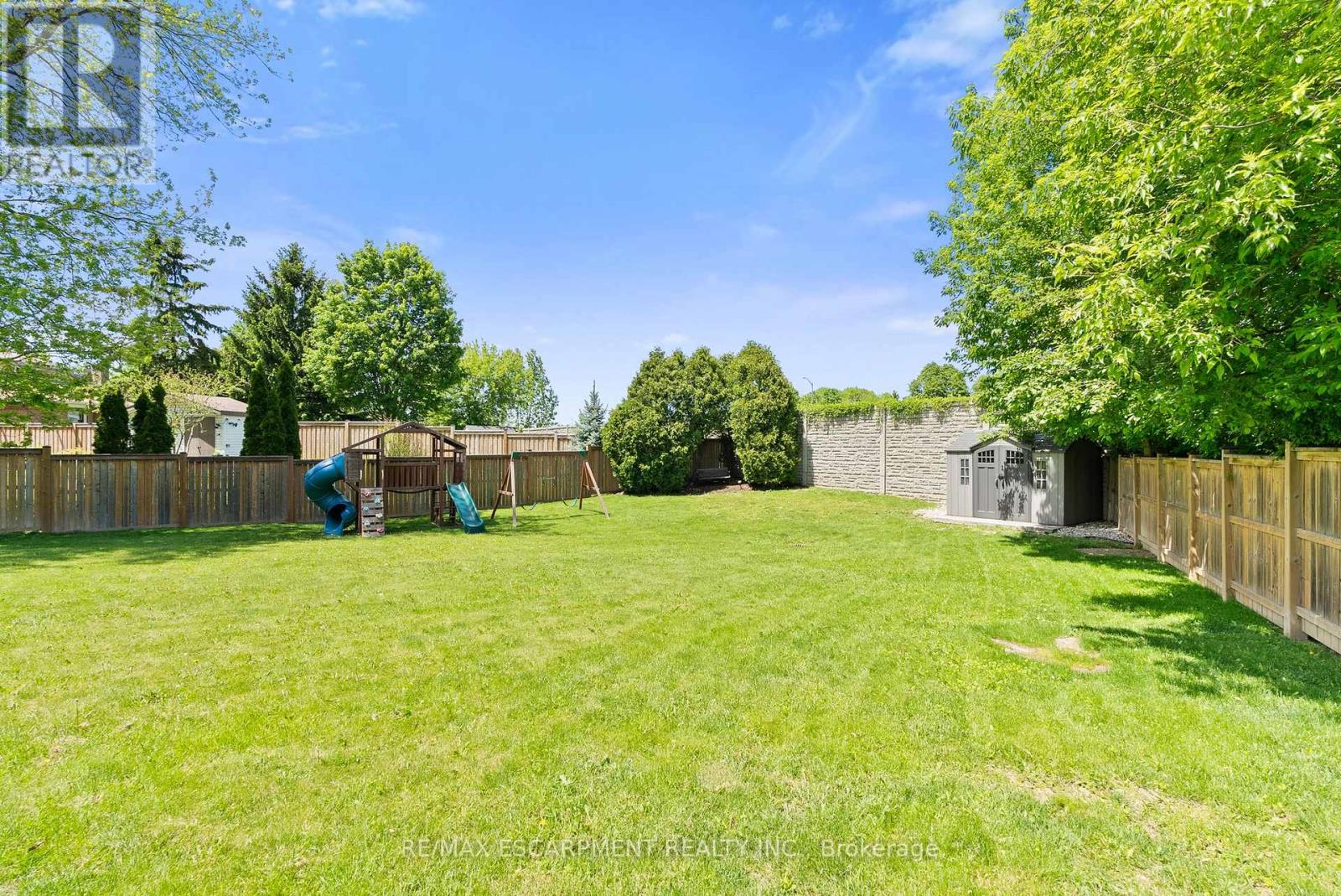 104 Fiona Crescent, Hamilton, Ontario  L9C 6P4 - Photo 36 - X13213750