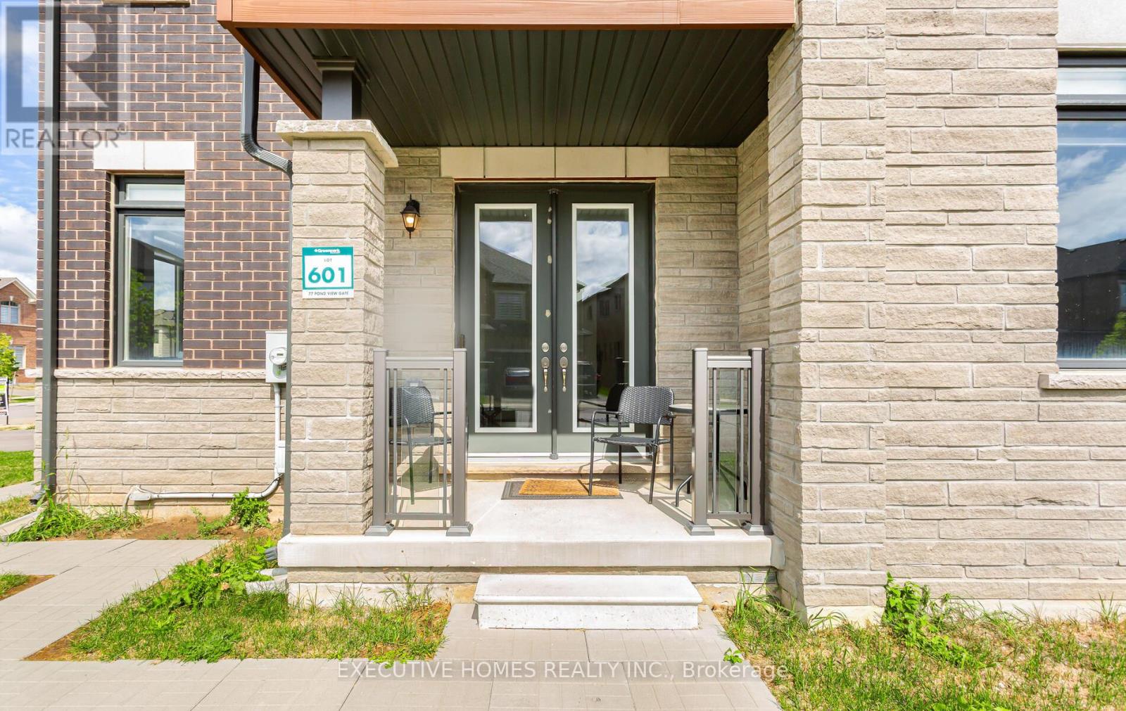 77 Pond View Gate, Hamilton, Ontario  L8B 2A1 - Photo 4 - X13213804