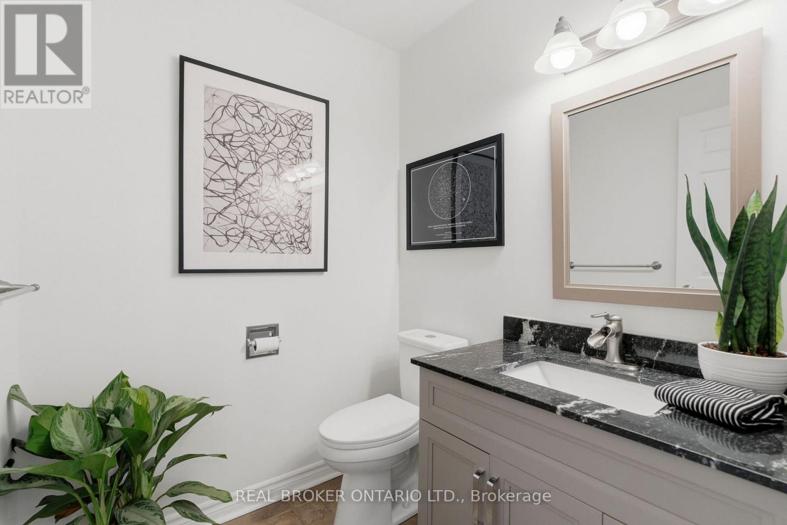 9717 Dickenson Road W, Hamilton, Ontario  L0R 1W0 - Photo 12 - X13213818
