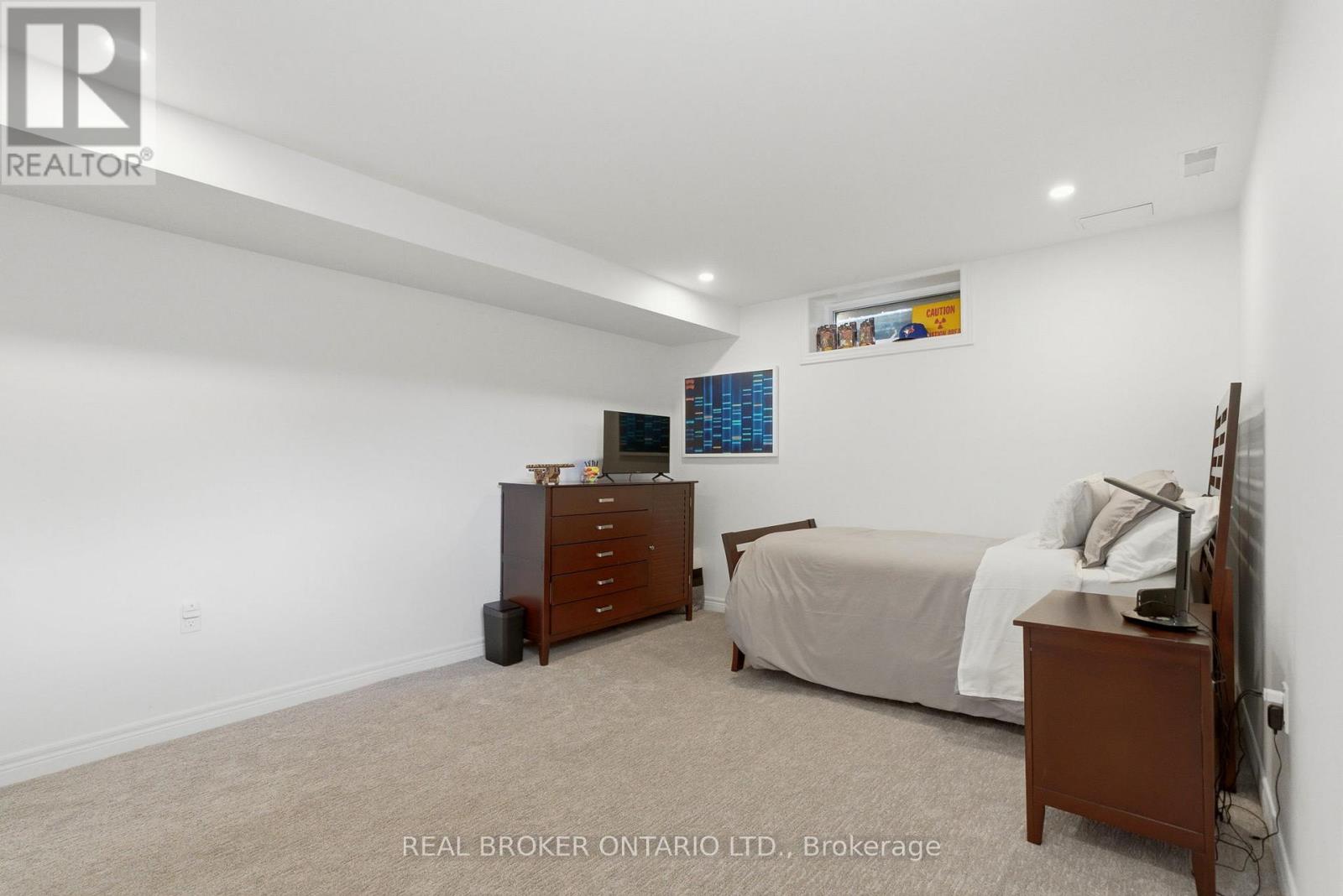 9717 Dickenson Road W, Hamilton, Ontario  L0R 1W0 - Photo 41 - X13213818