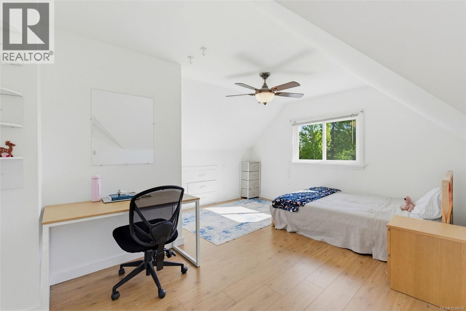 1161 Clovelly Terr, Saanich, British Columbia  V8P 1V7 - Photo 20 - 1038652