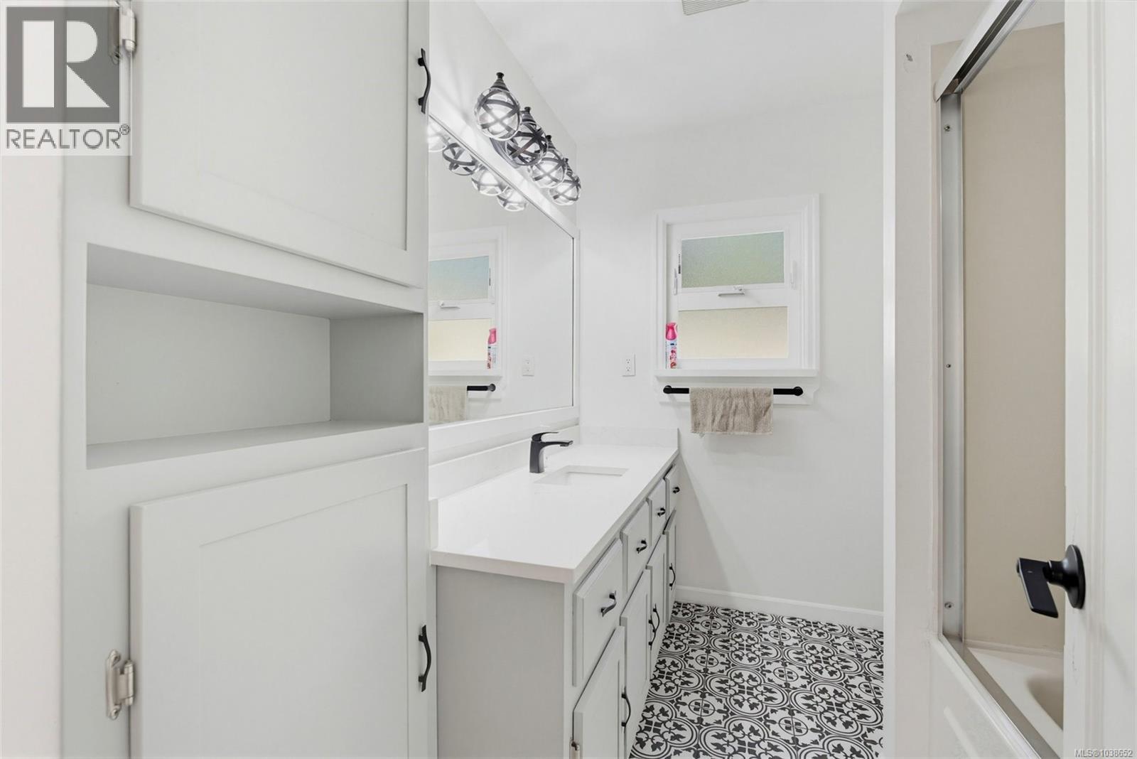 1161 Clovelly Terr, Saanich, British Columbia  V8P 1V7 - Photo 23 - 1038652