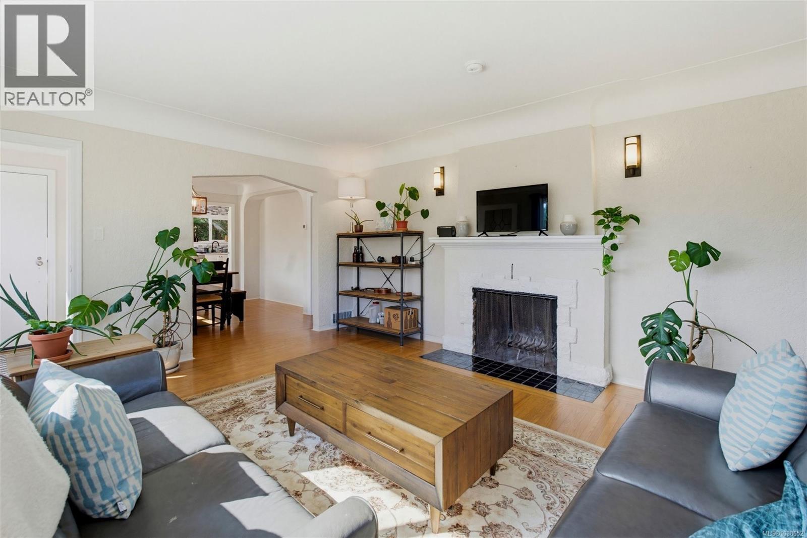 1161 Clovelly Terr, Saanich, British Columbia  V8P 1V7 - Photo 7 - 1038652