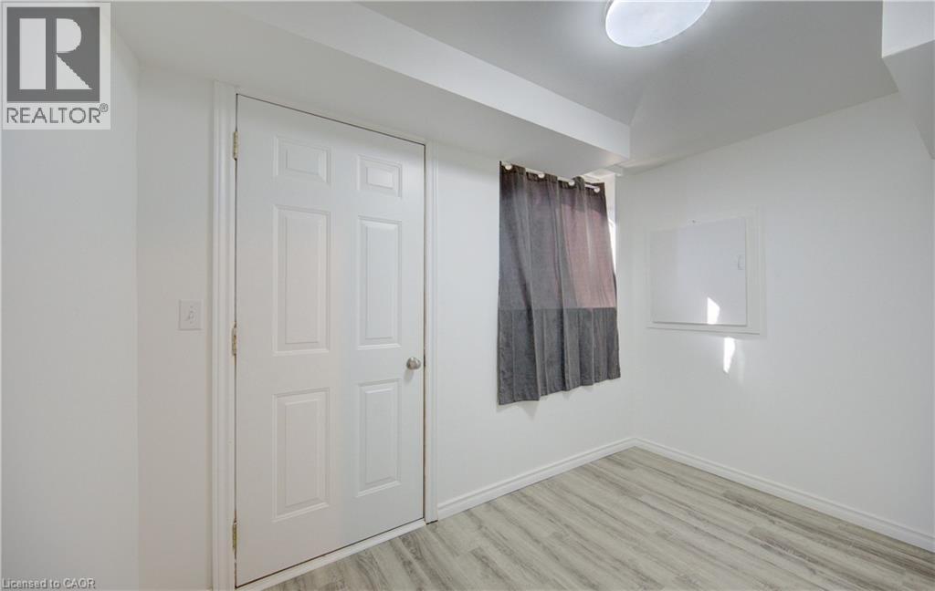 142 York Road Unit# 9, Guelph, Ontario  N1E 3E9 - Photo 28 - 40828052