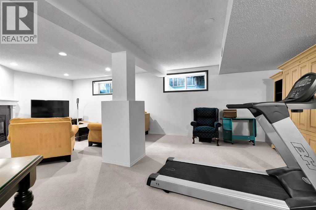 9 Chaparral Villas Se, Calgary, Alberta  T2X 3N2 - Photo 27 - A2314800