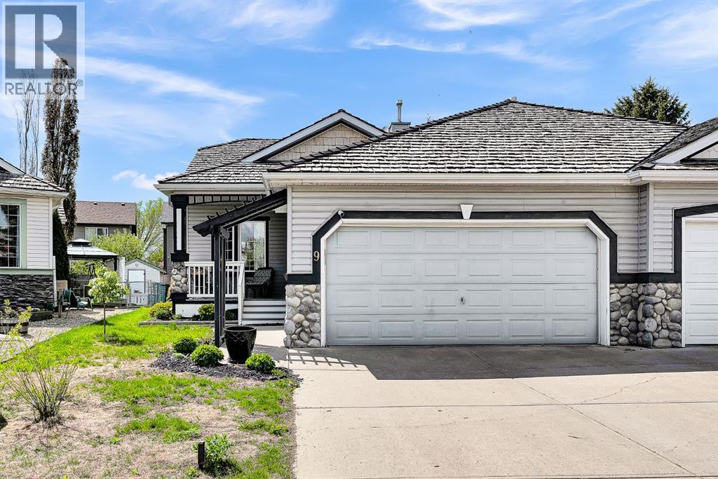 9 Chaparral Villas Se, Calgary, Alberta  T2X 3N2 - Photo 1 - A2314800