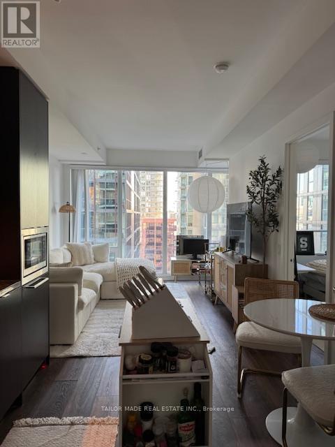 1906 - 115 Blue Jays Way, Toronto, Ontario  M5V 3T3 - Photo 2 - C13213844