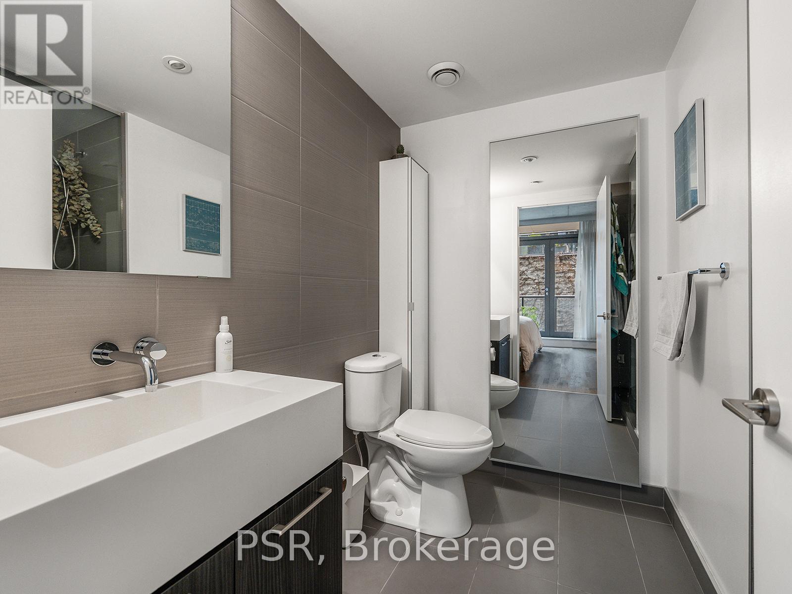 203 - 560 King Street W, Toronto, Ontario  M5V 0L5 - Photo 21 - C13213938