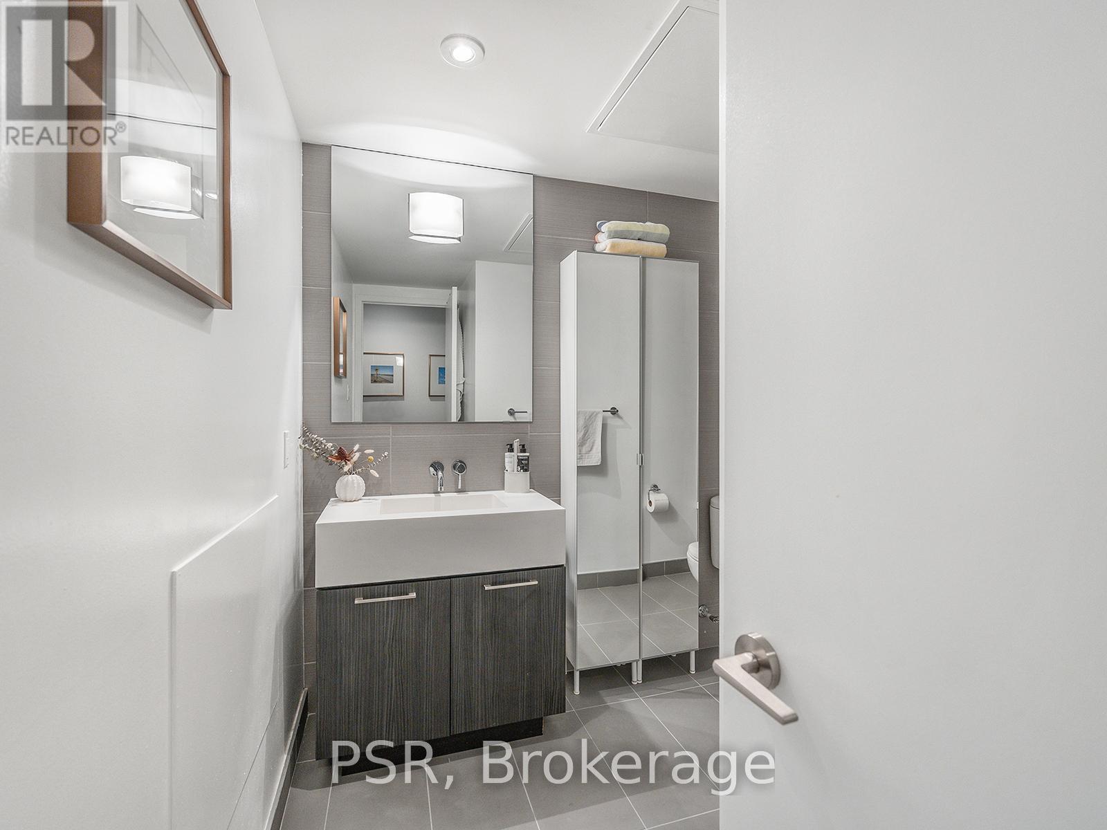203 - 560 King Street W, Toronto, Ontario  M5V 0L5 - Photo 29 - C13213938