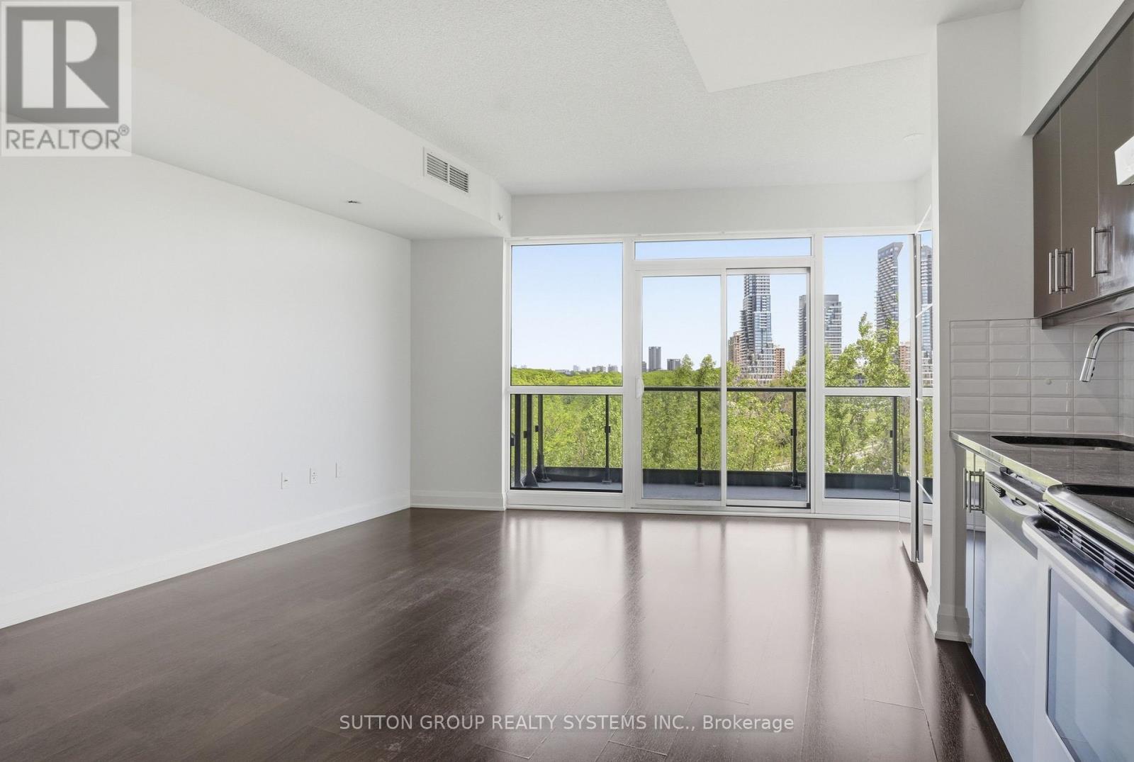 416 - 160 Vanderhoof Avenue, Toronto, Ontario  M4G 2G6 - Photo 11 - C13213986
