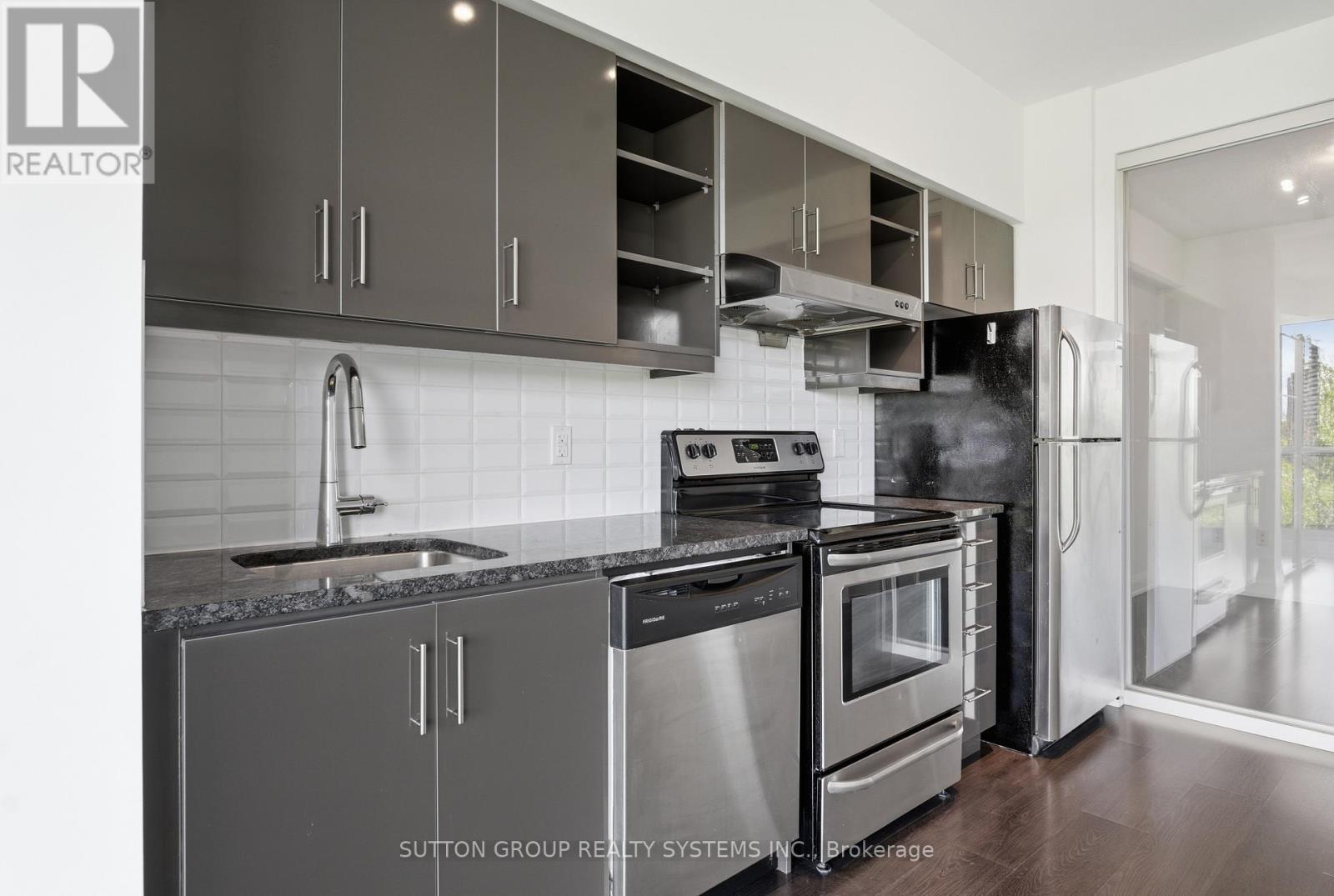 416 - 160 Vanderhoof Avenue, Toronto, Ontario  M4G 2G6 - Photo 7 - C13213986
