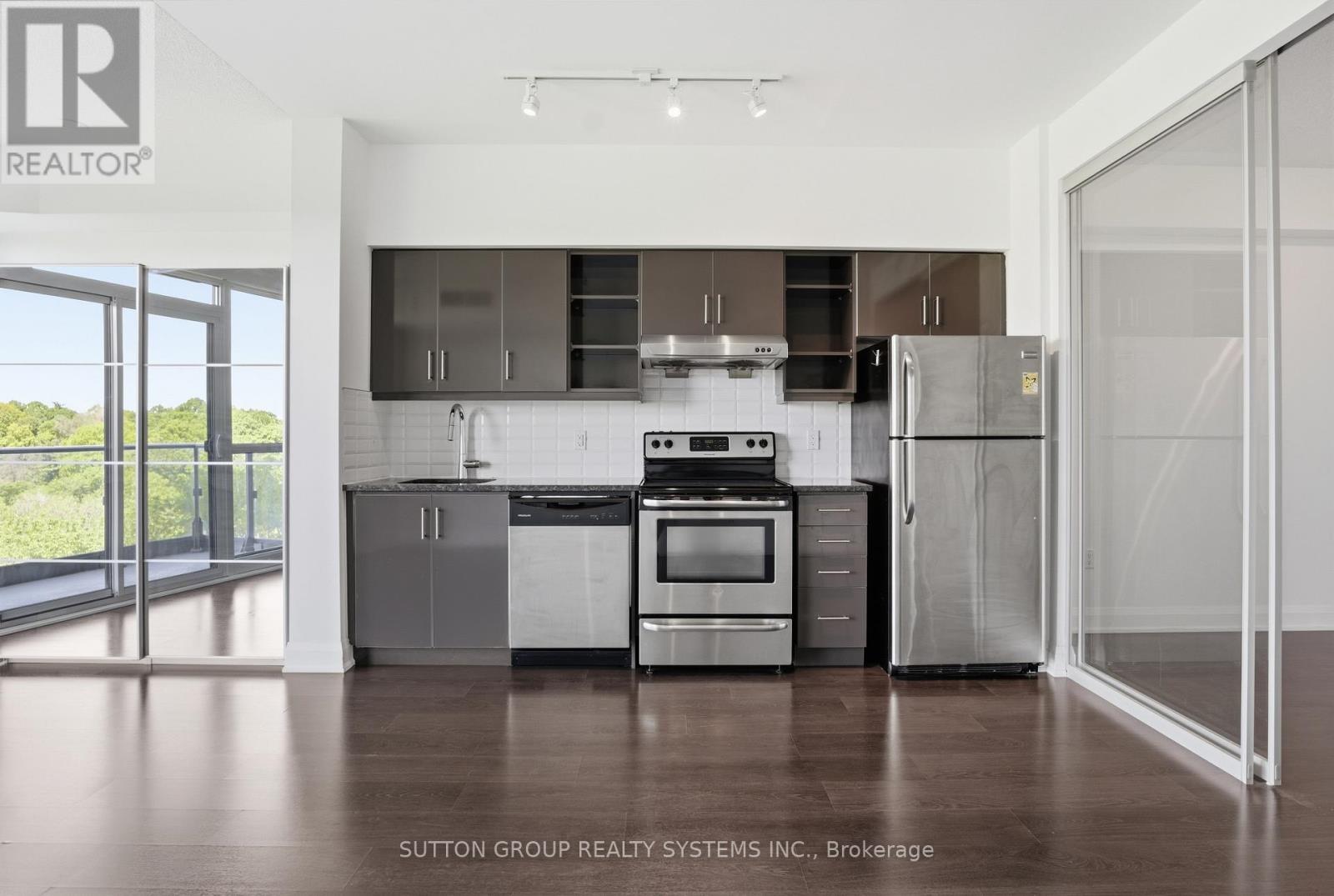 416 - 160 Vanderhoof Avenue, Toronto, Ontario  M4G 2G6 - Photo 8 - C13213986