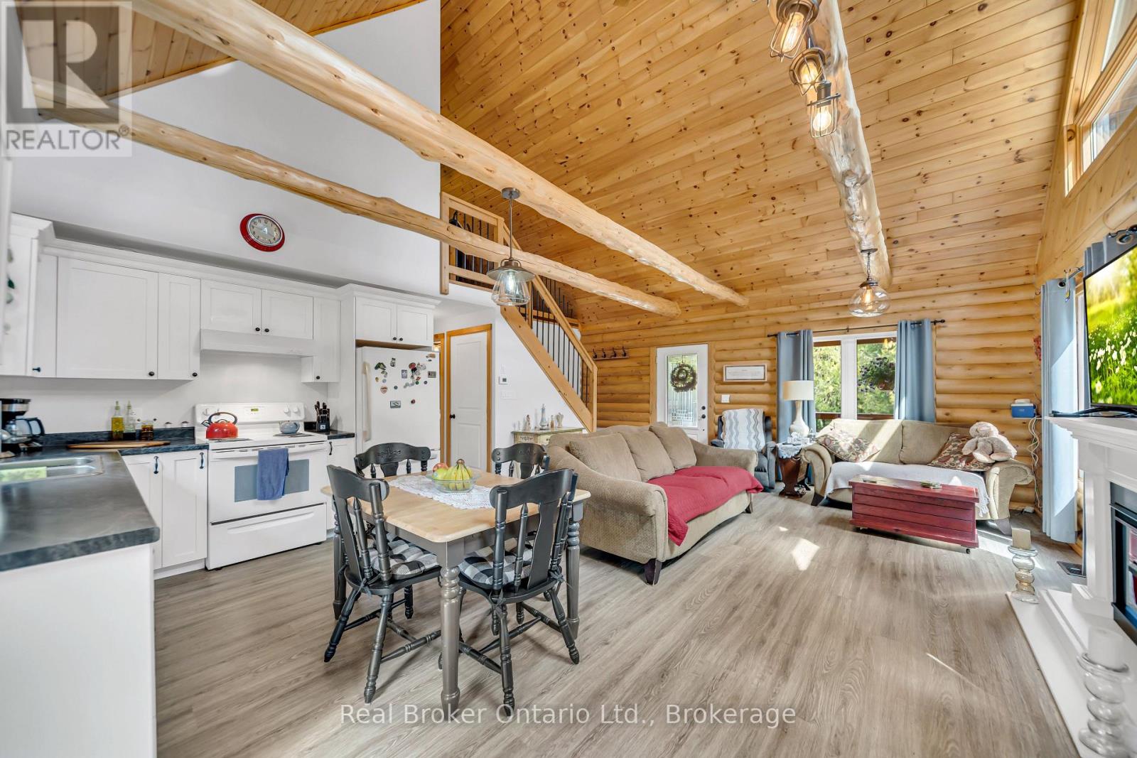 595 Stokes Bay Road, Northern Bruce Peninsula, Ontario N0H 1W0 - Photo 14 - X13213862