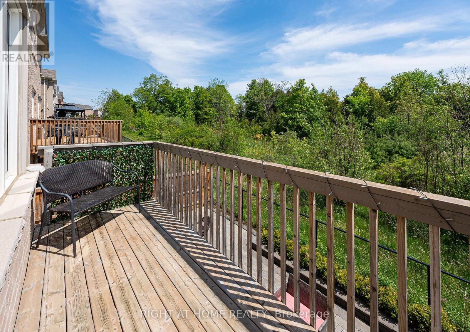 1056 Foxtail Crescent, Pickering, Ontario  L1X 0E7 - Photo 12 - E13213846