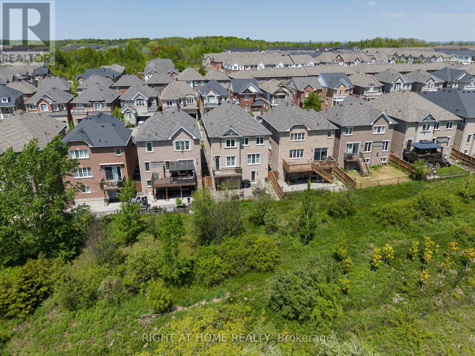 1056 Foxtail Crescent, Pickering, Ontario  L1X 0E7 - Photo 44 - E13213846