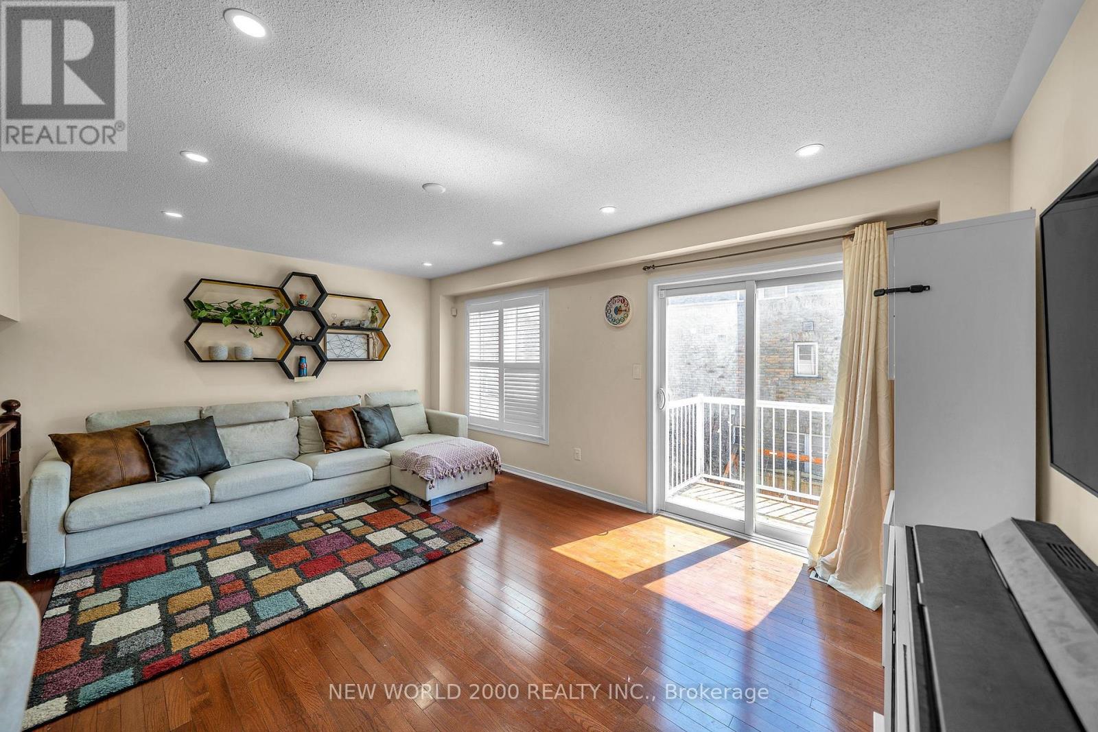 27 Stonewood Street, Ajax, Ontario  L1S 0B3 - Photo 9 - E13213886