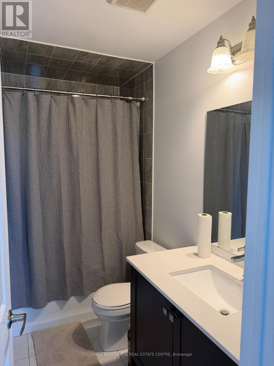 Upper - 25 Disney Court, Whitby, Ontario  L1R 2X7 - Photo 11 - E13213926