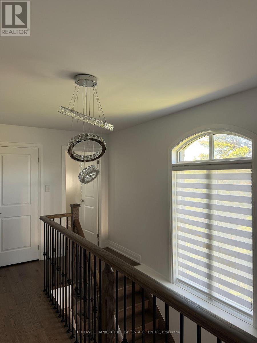 Upper - 25 Disney Court, Whitby, Ontario  L1R 2X7 - Photo 14 - E13213926