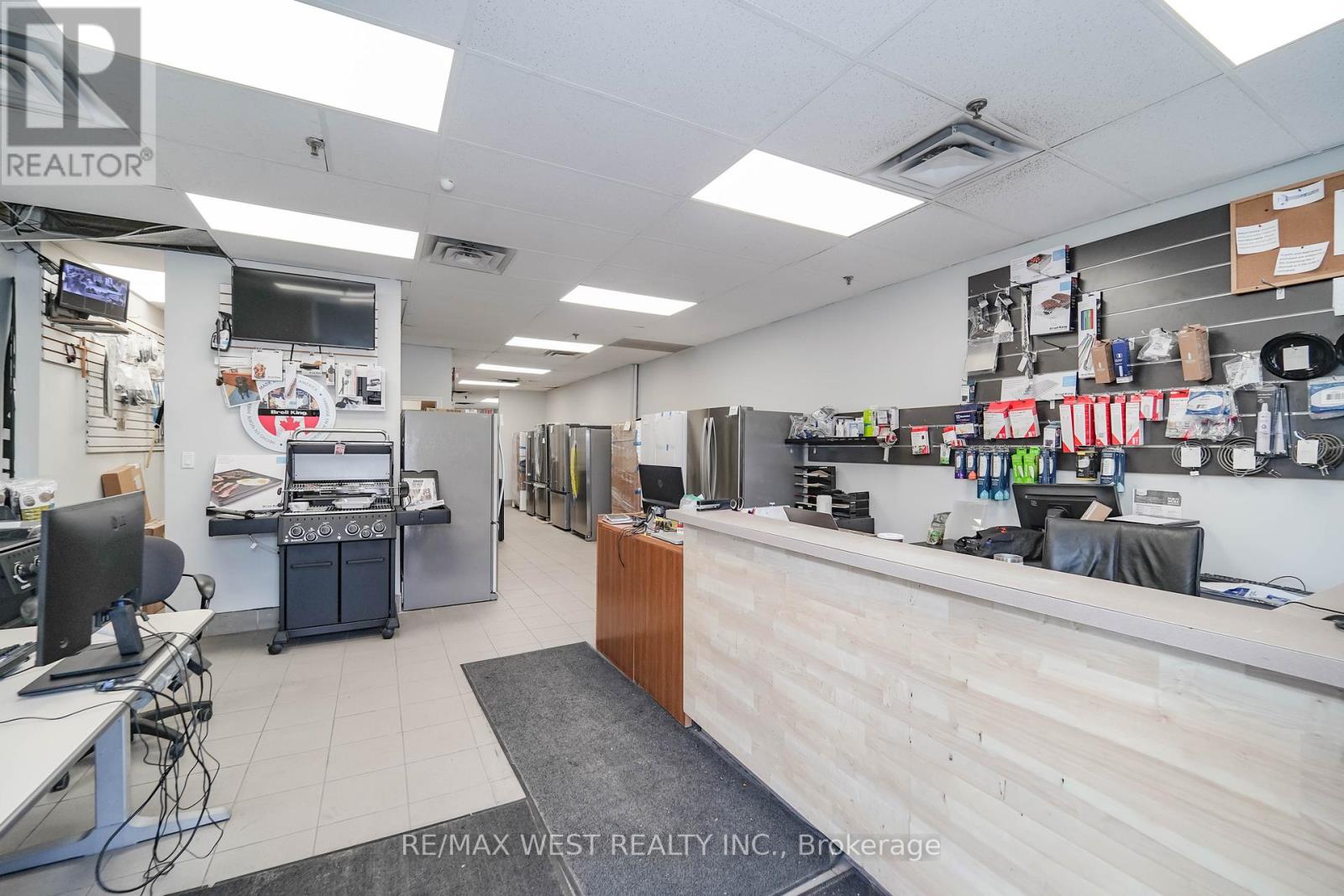 3 - 176 Bullock Drive, Markham, Ontario  L3P 7N1 - Photo 3 - N13213858