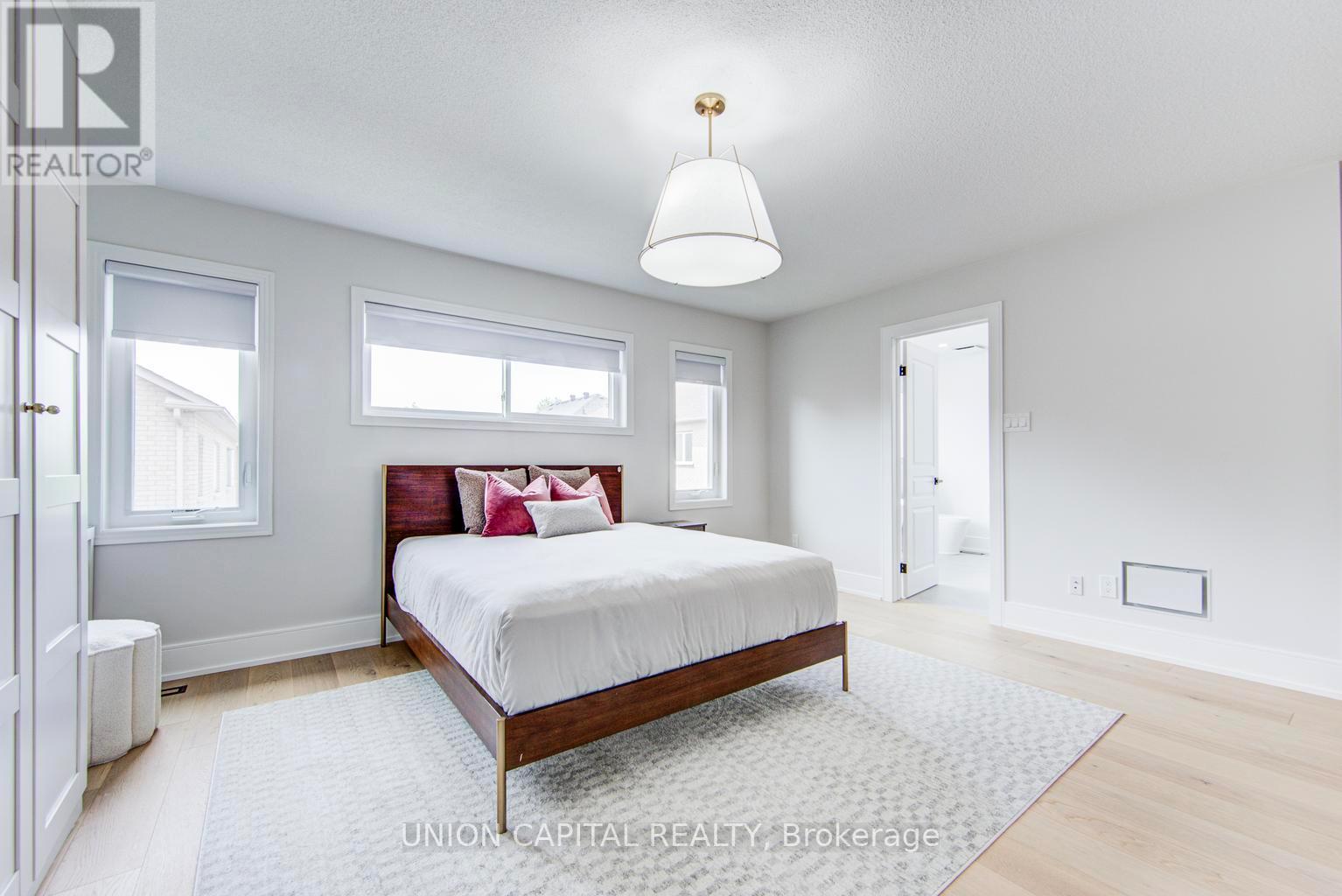 69 Southbrook Crescent, Markham, Ontario  L6C 2H6 - Photo 26 - N13213872