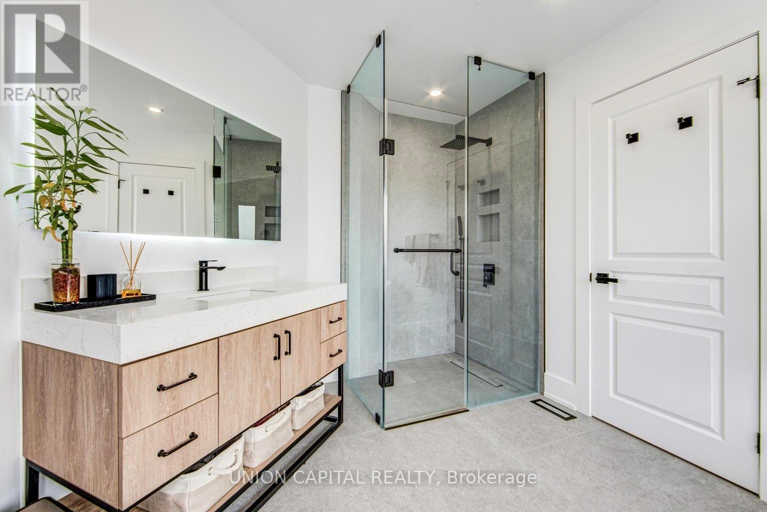 69 Southbrook Crescent, Markham, Ontario  L6C 2H6 - Photo 30 - N13213872