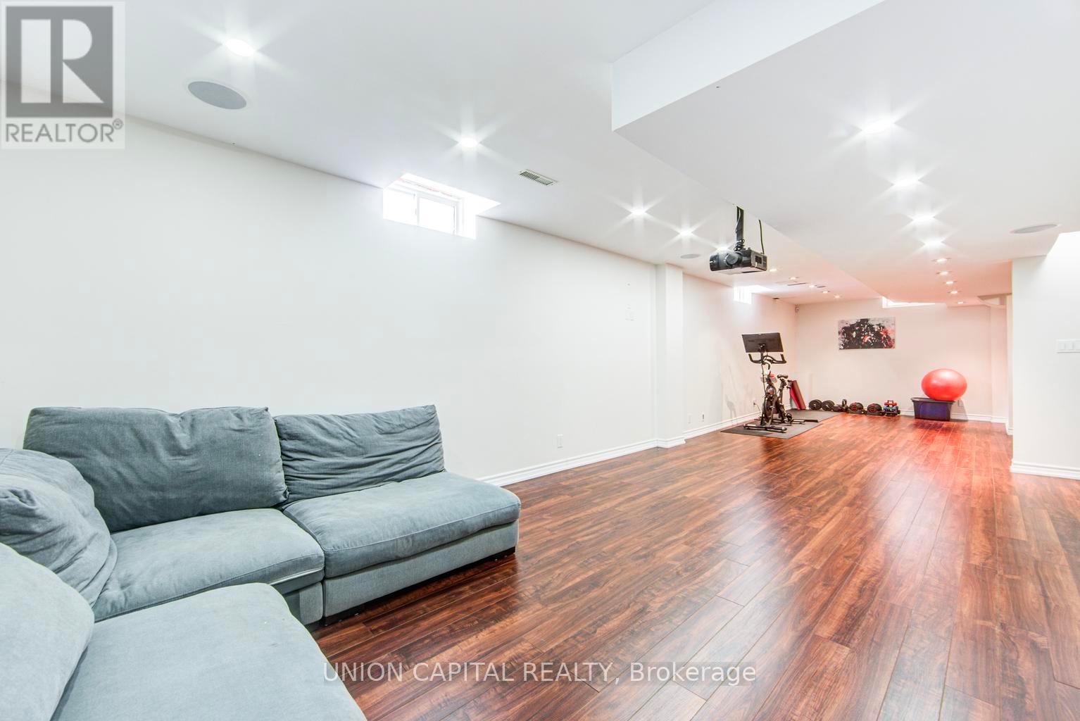 69 Southbrook Crescent, Markham, Ontario  L6C 2H6 - Photo 44 - N13213872