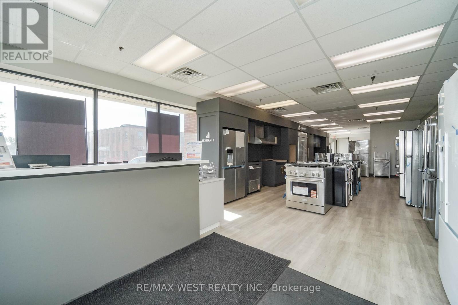 4 - 176 Bullock Drive, Markham, Ontario  L3P 7N1 - Photo 3 - N13213914