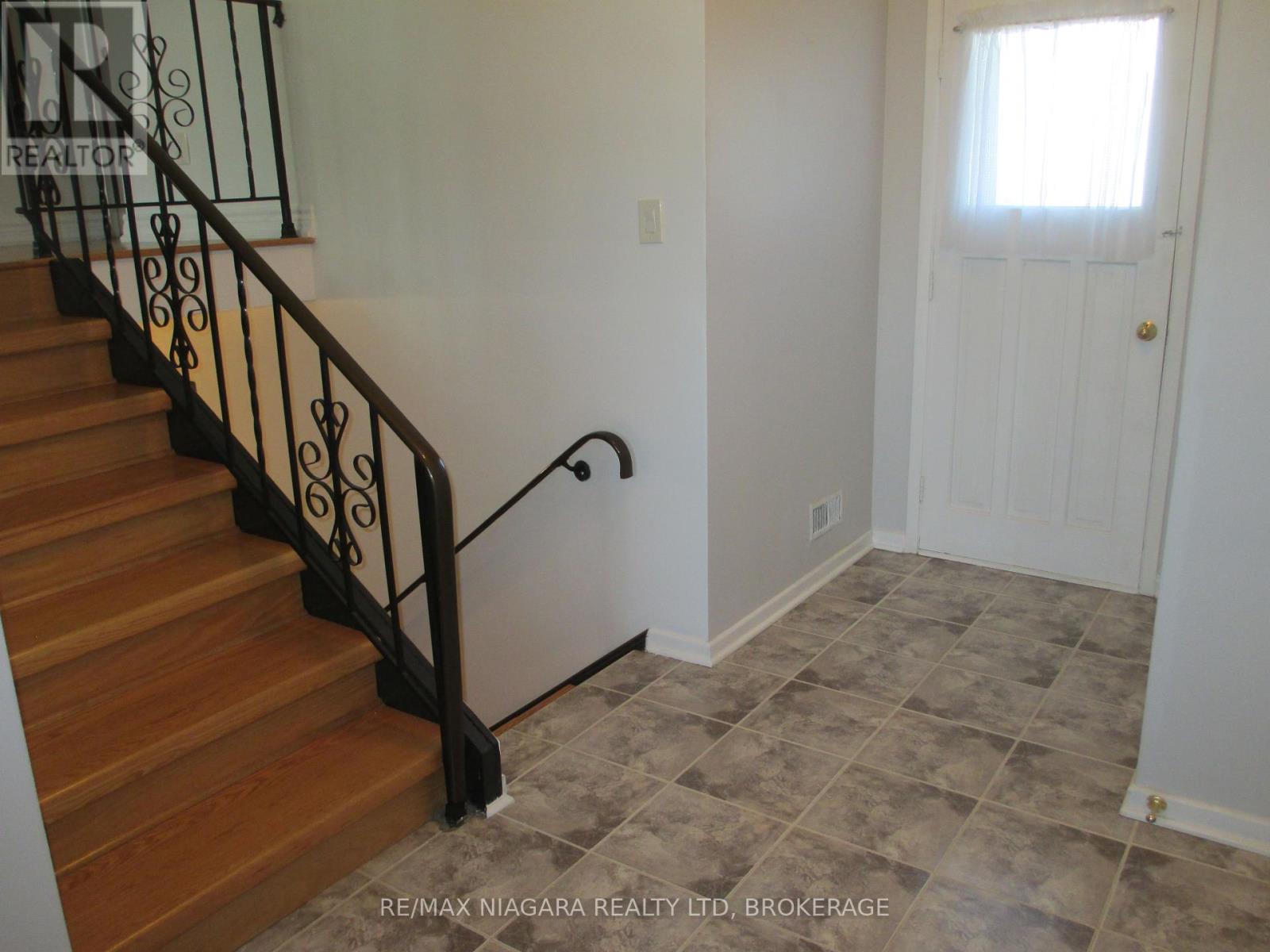 1452 Garrison Road, Fort Erie, Ontario  L2A 1P6 - Photo 7 - X13178654