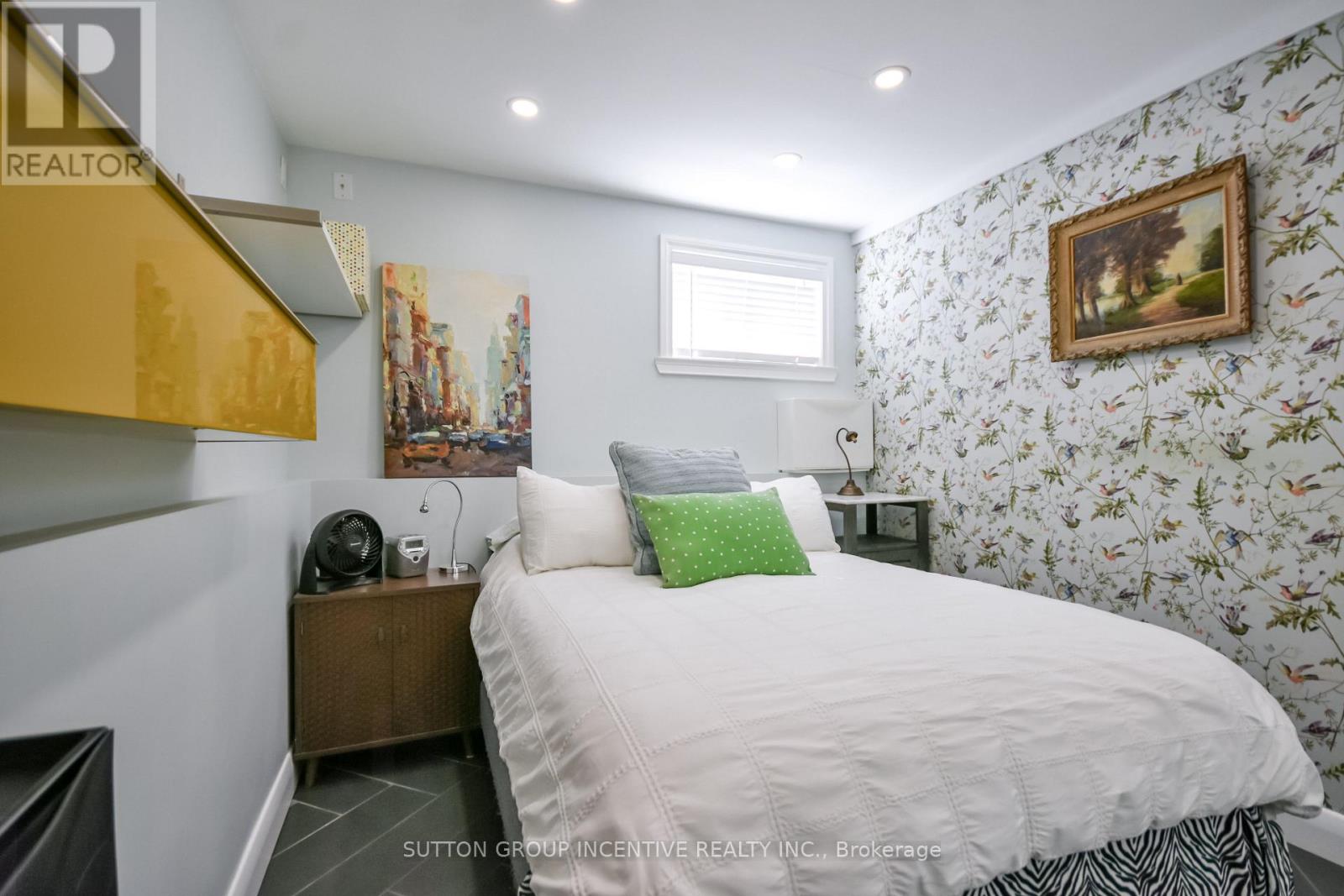 2 Hewitt Place, Barrie, Ontario  L4M 7B4 - Photo 28 - S13213900