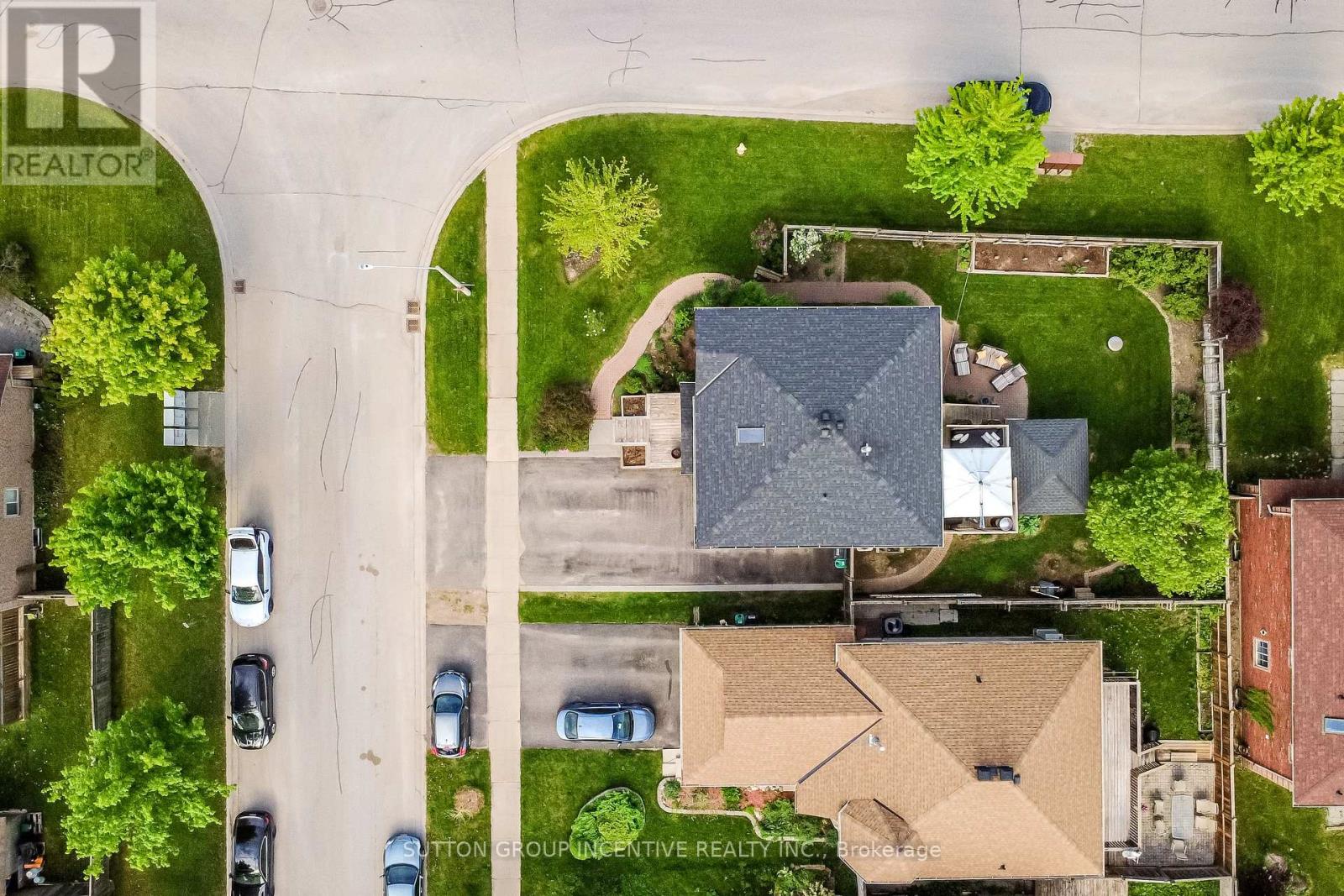 2 Hewitt Place, Barrie, Ontario  L4M 7B4 - Photo 43 - S13213900