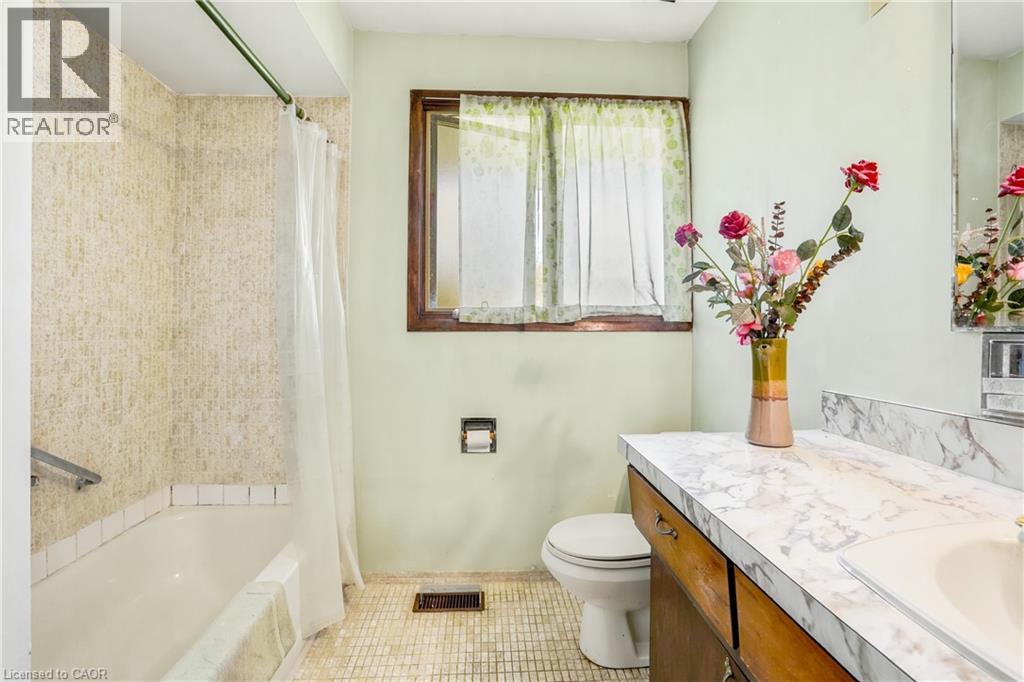 7696 Old Tremaine Road, Milton, Ontario  L9E 1B6 - Photo 21 - 40832654