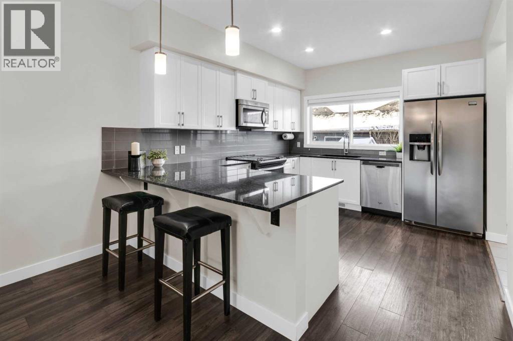 610 Hillcrest Road SW, Airdrie, Alberta  T4B 4C8 - Photo 10 - A2292080