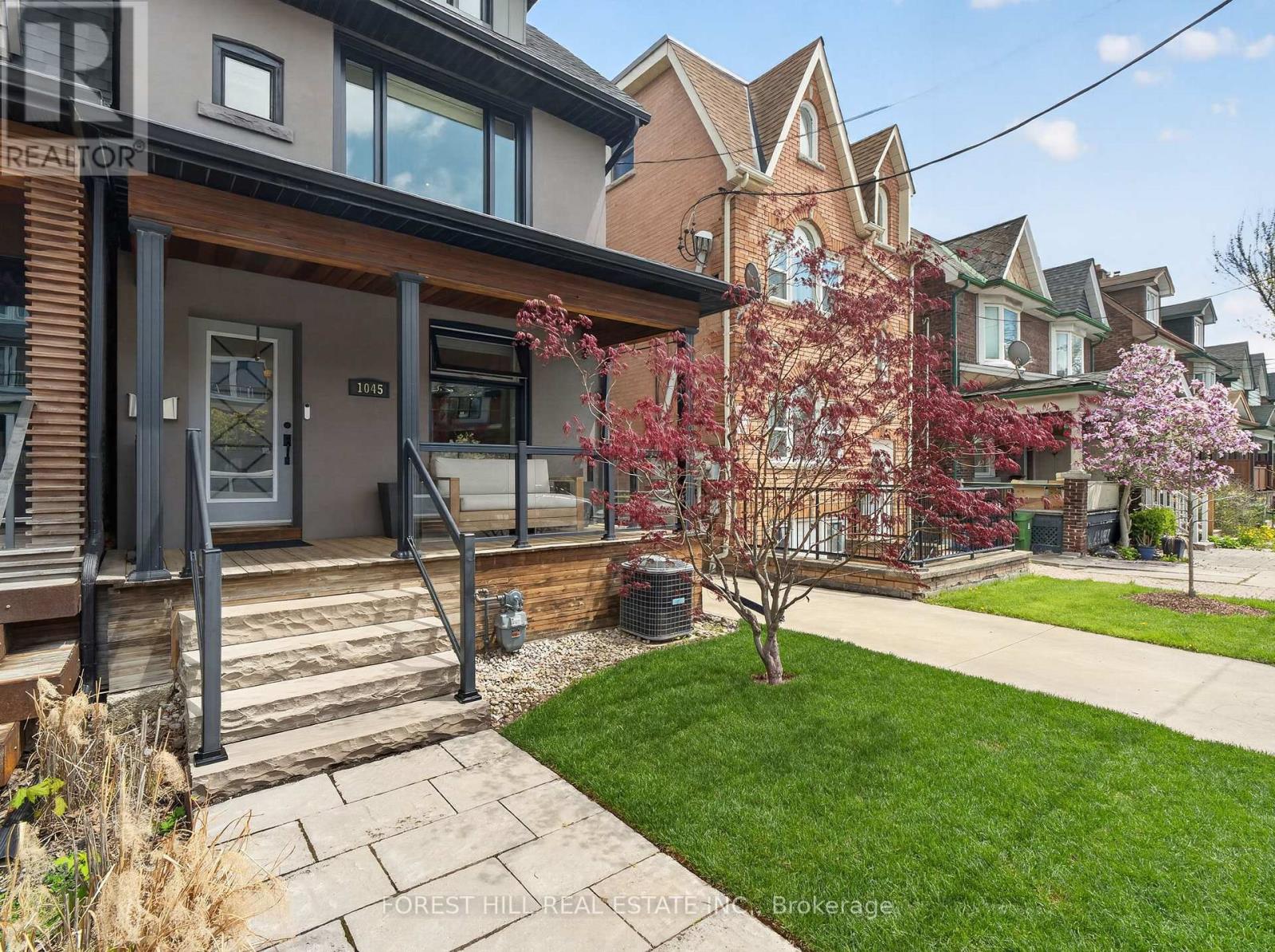 1045 Dovercourt Road, Toronto, Ontario  M6H 2X7 - Photo 2 - W13213876