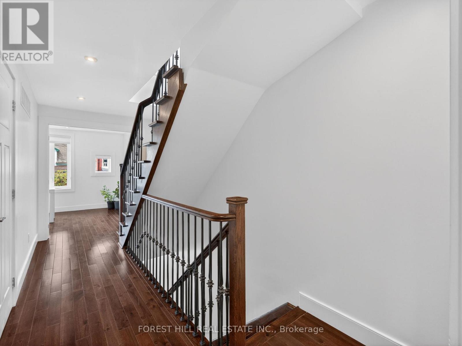 1045 Dovercourt Road, Toronto, Ontario  M6H 2X7 - Photo 24 - W13213876