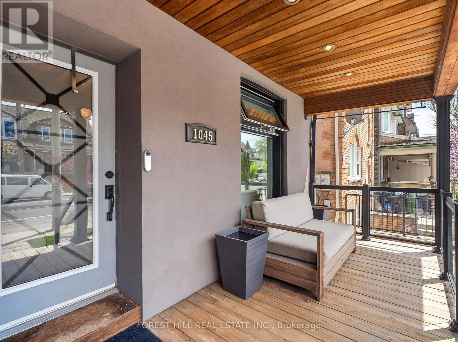 1045 Dovercourt Road, Toronto, Ontario  M6H 2X7 - Photo 3 - W13213876