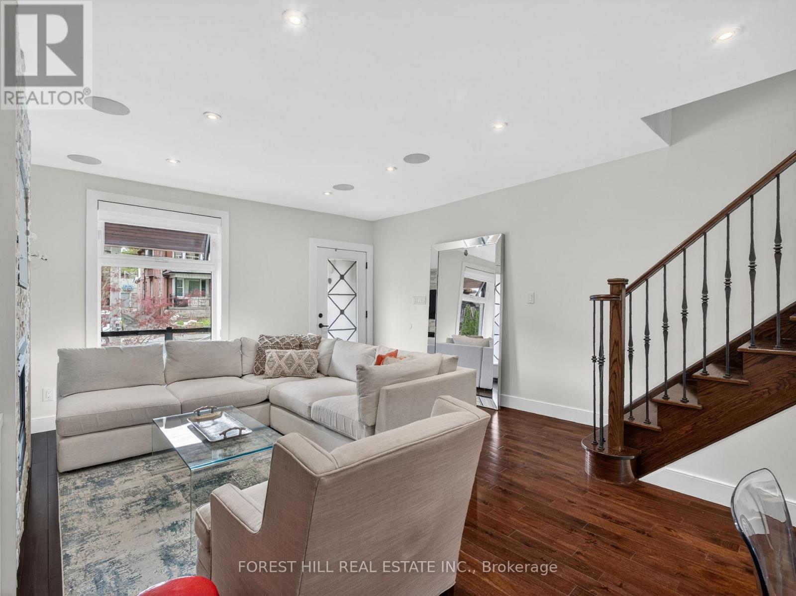 1045 Dovercourt Road, Toronto, Ontario  M6H 2X7 - Photo 6 - W13213876