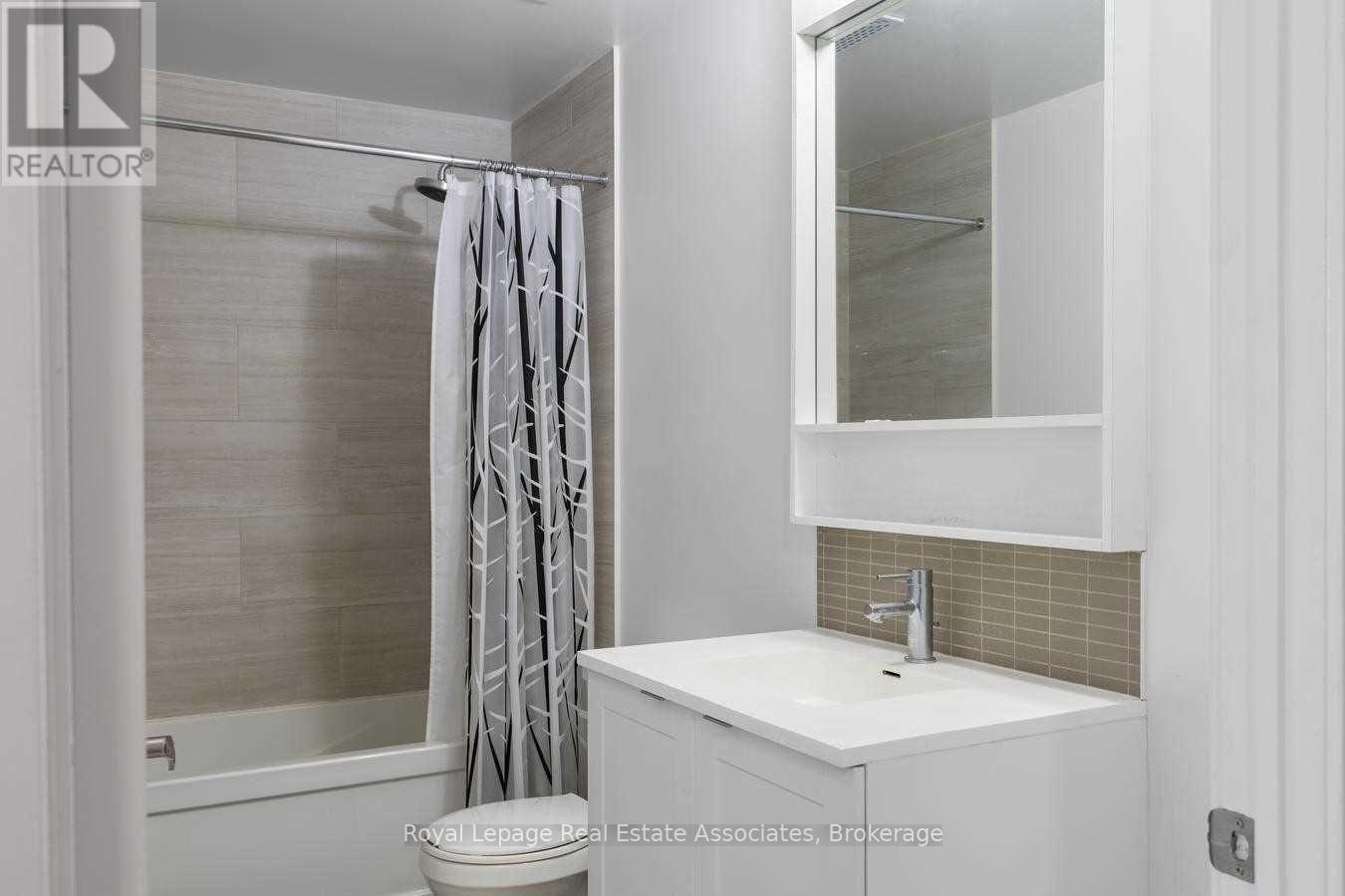 315 - 2560 Eglinton Avenue W, Mississauga, Ontario  L5M 0Y3 - Photo 11 - W13213896